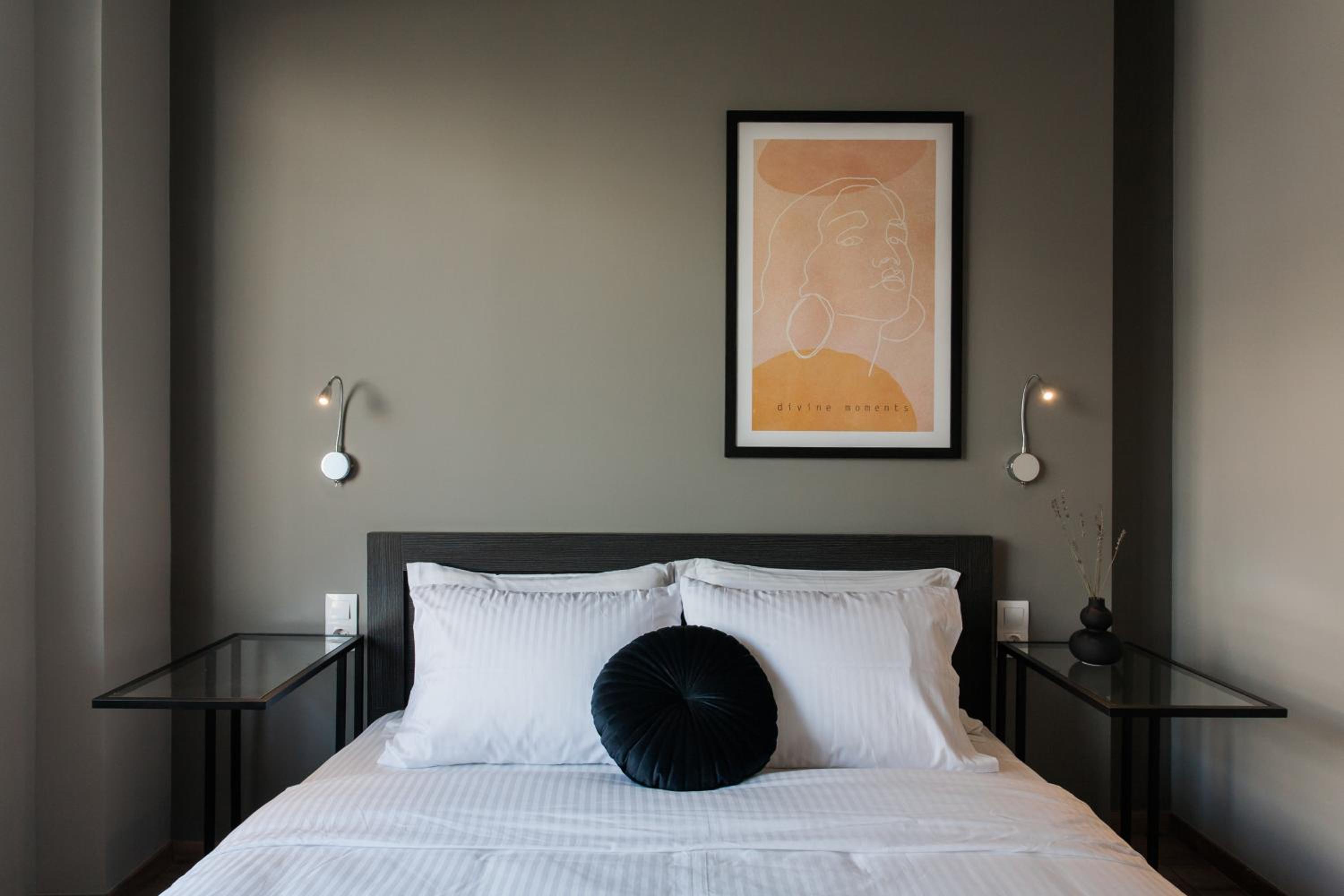 WYZ Athens Apartments by UPSTREET