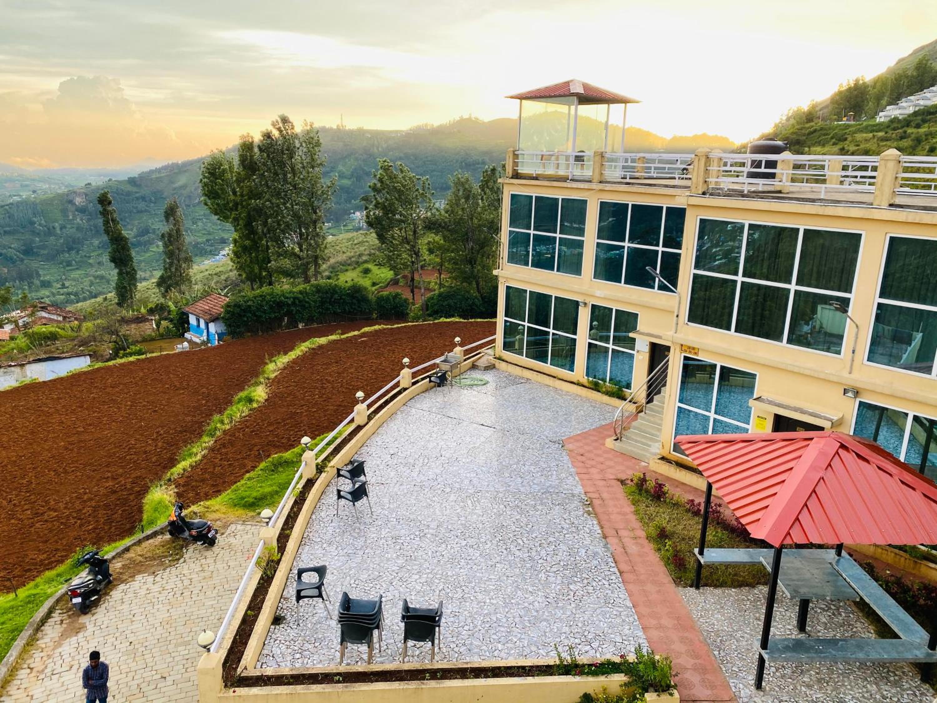 Tulips Valley View Resorts view 3