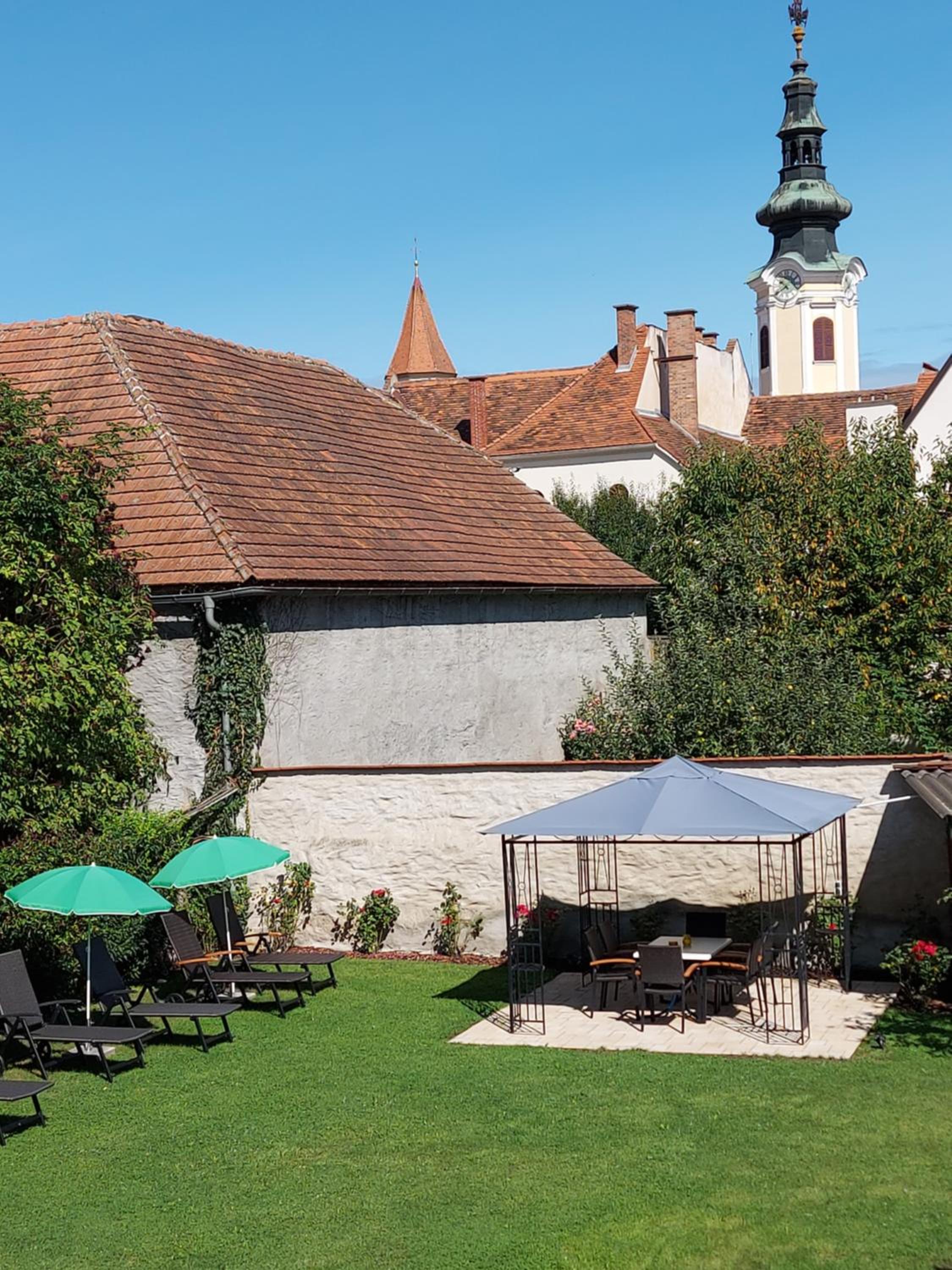 Gästehaus Ferk - Frühstückspension, Bed & Breakfast
