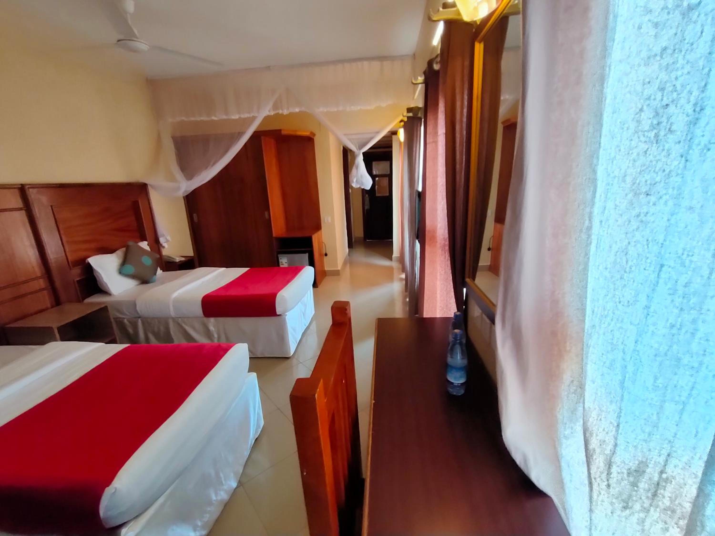 Pulickal Airport Hotel