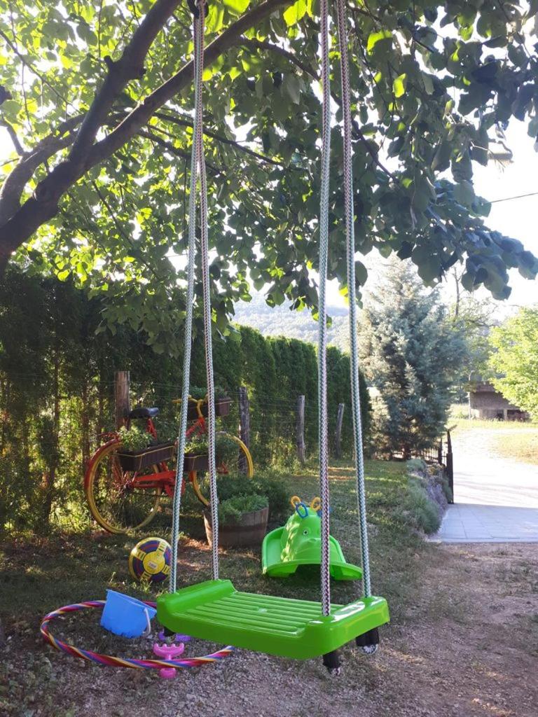 Studio apartman Firdaus-Bihać, Dobrenica bb