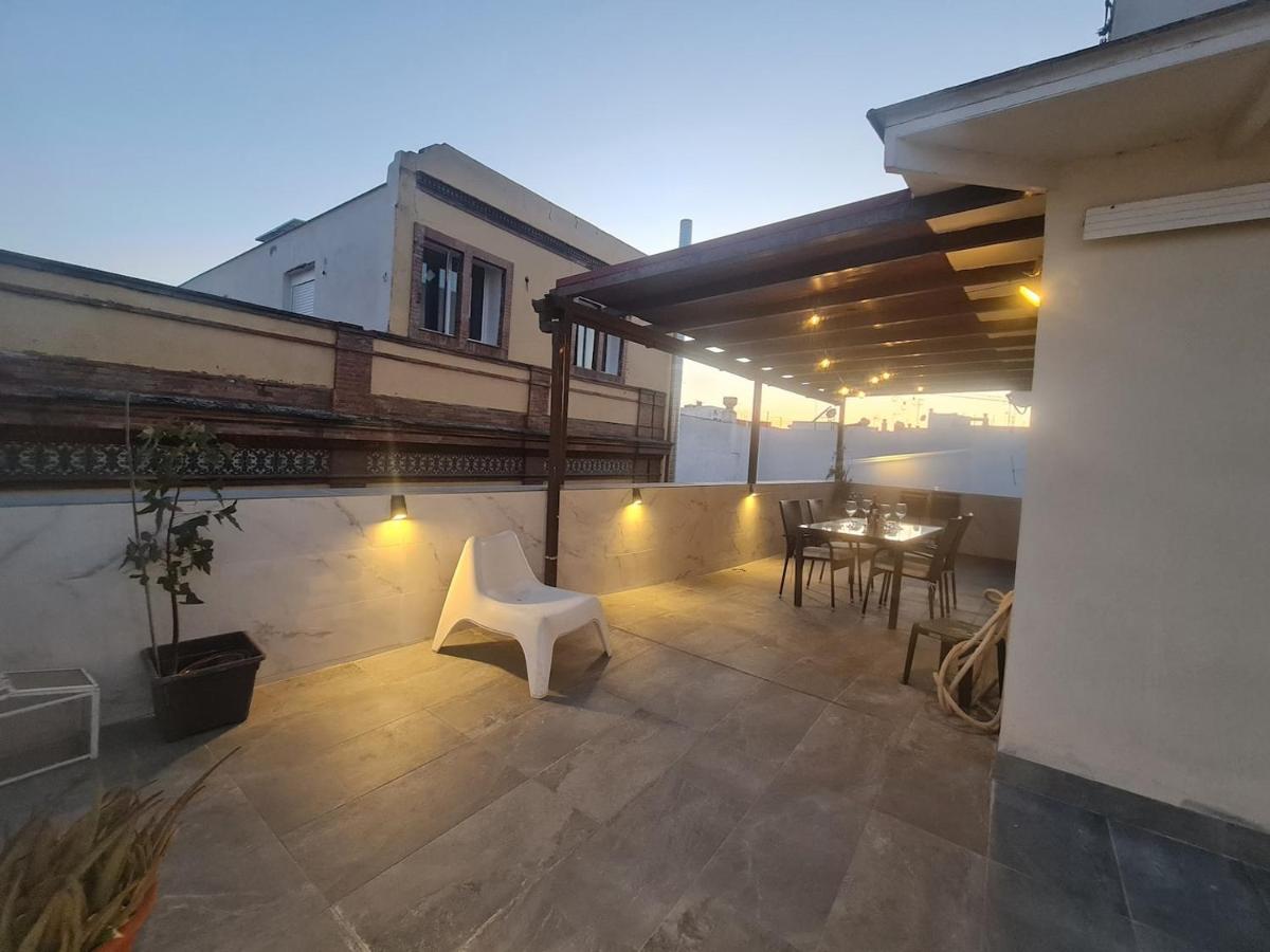Fantástico ático 2 hab y gran terraza privada photo 5