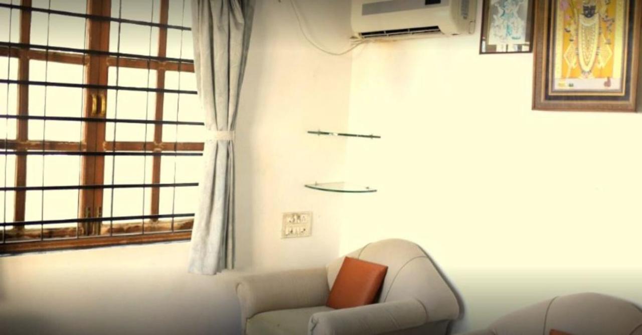 Anna's Bungalow 4BHK view 2
