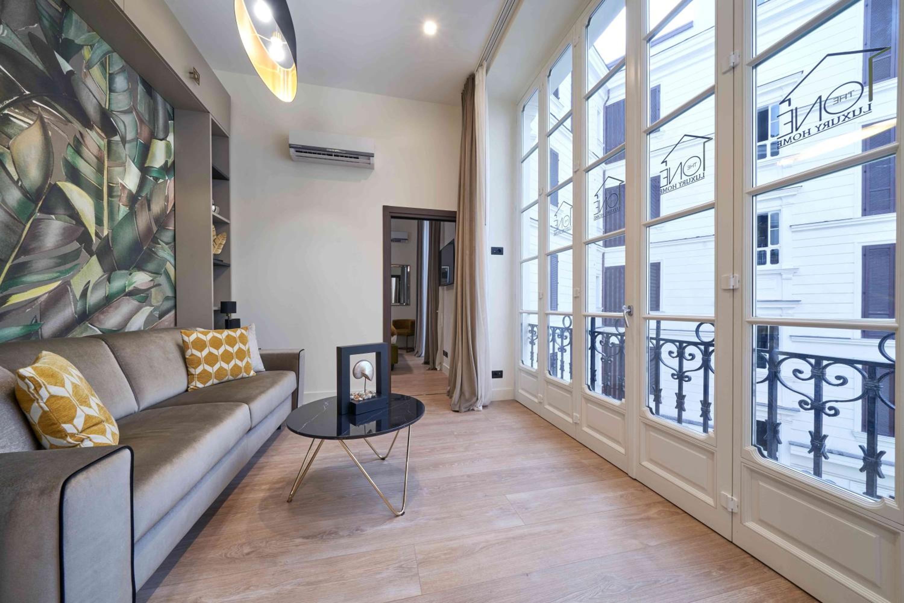 The One Napoli Luxury Apartment