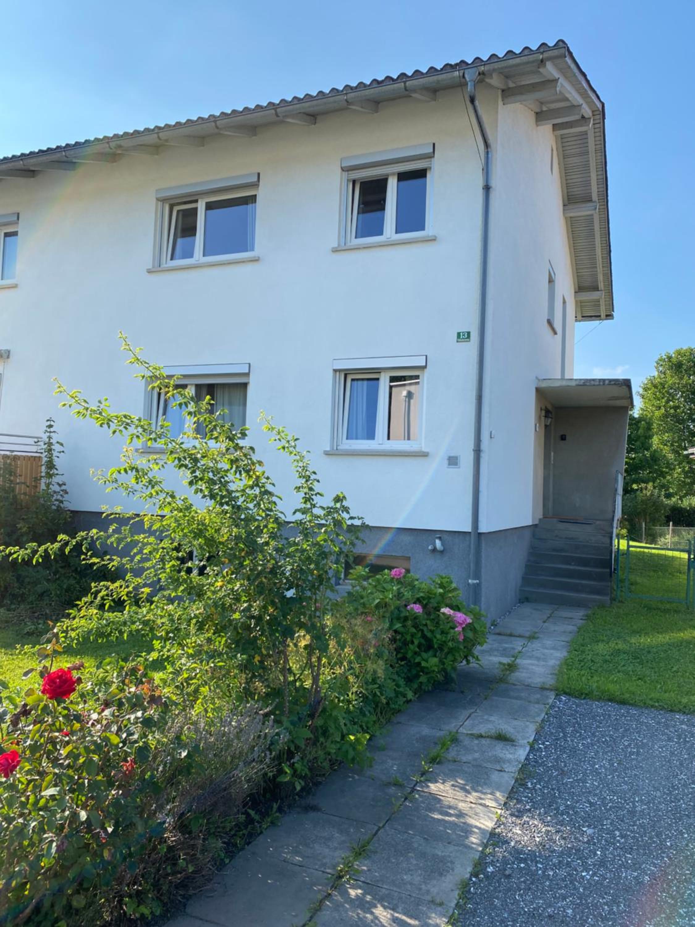 WOHNUNG OBERGESCHOSS mit 3 Schlafzimmer in ruhiger Gegend