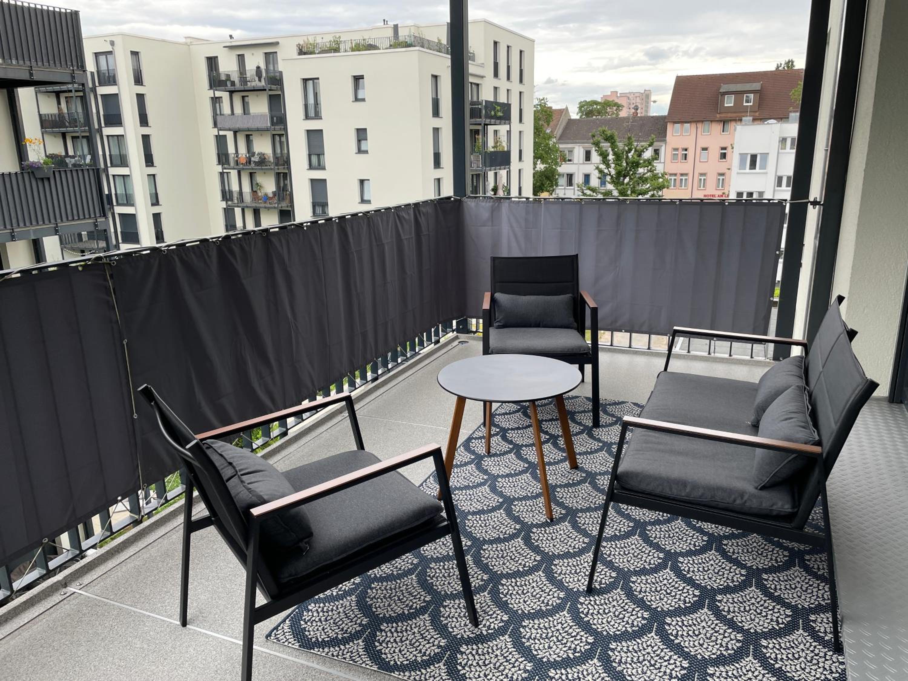 Offenbach Vacations - Emerald Green Apartment - Property Image 6