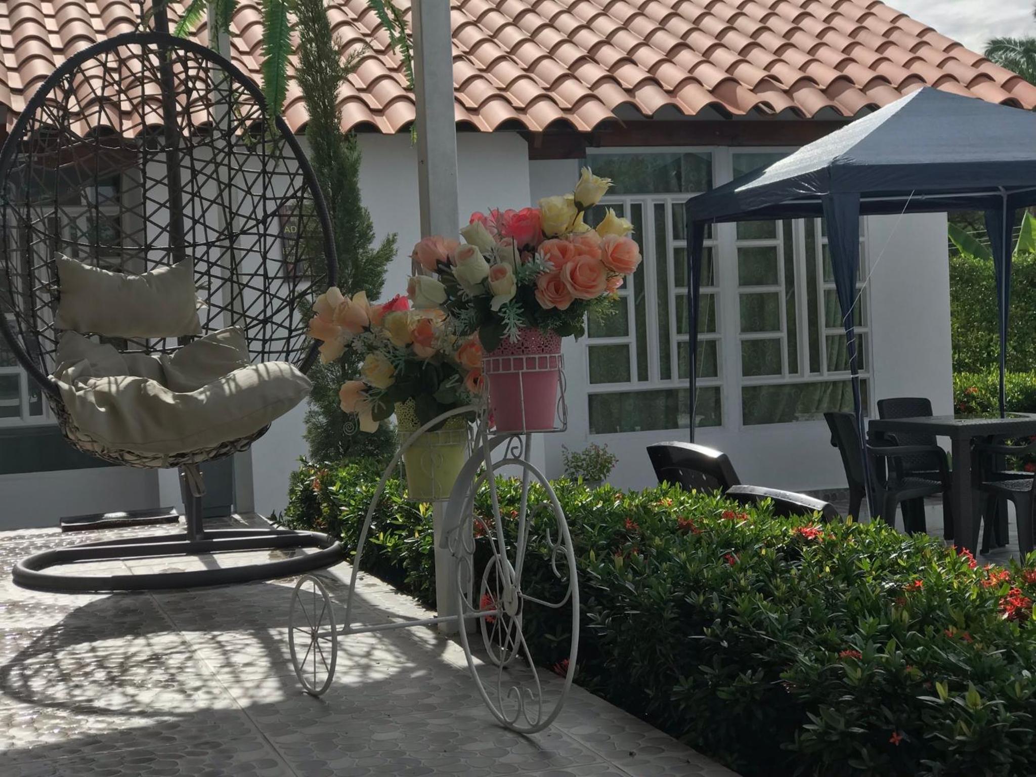 Hermosa Casa de campo grande con aire acon,wifi,piscina,billar !villa ensueño !