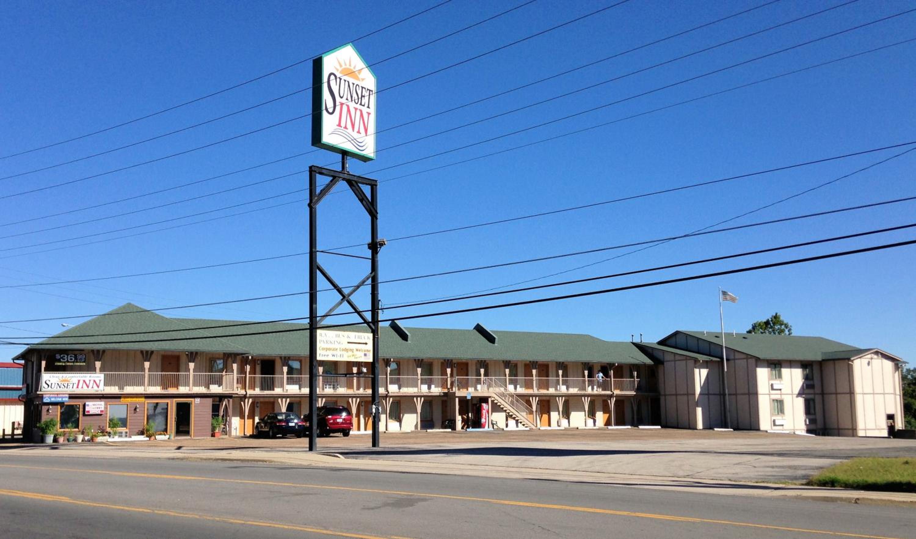Sunset Inn-Rolla view 2