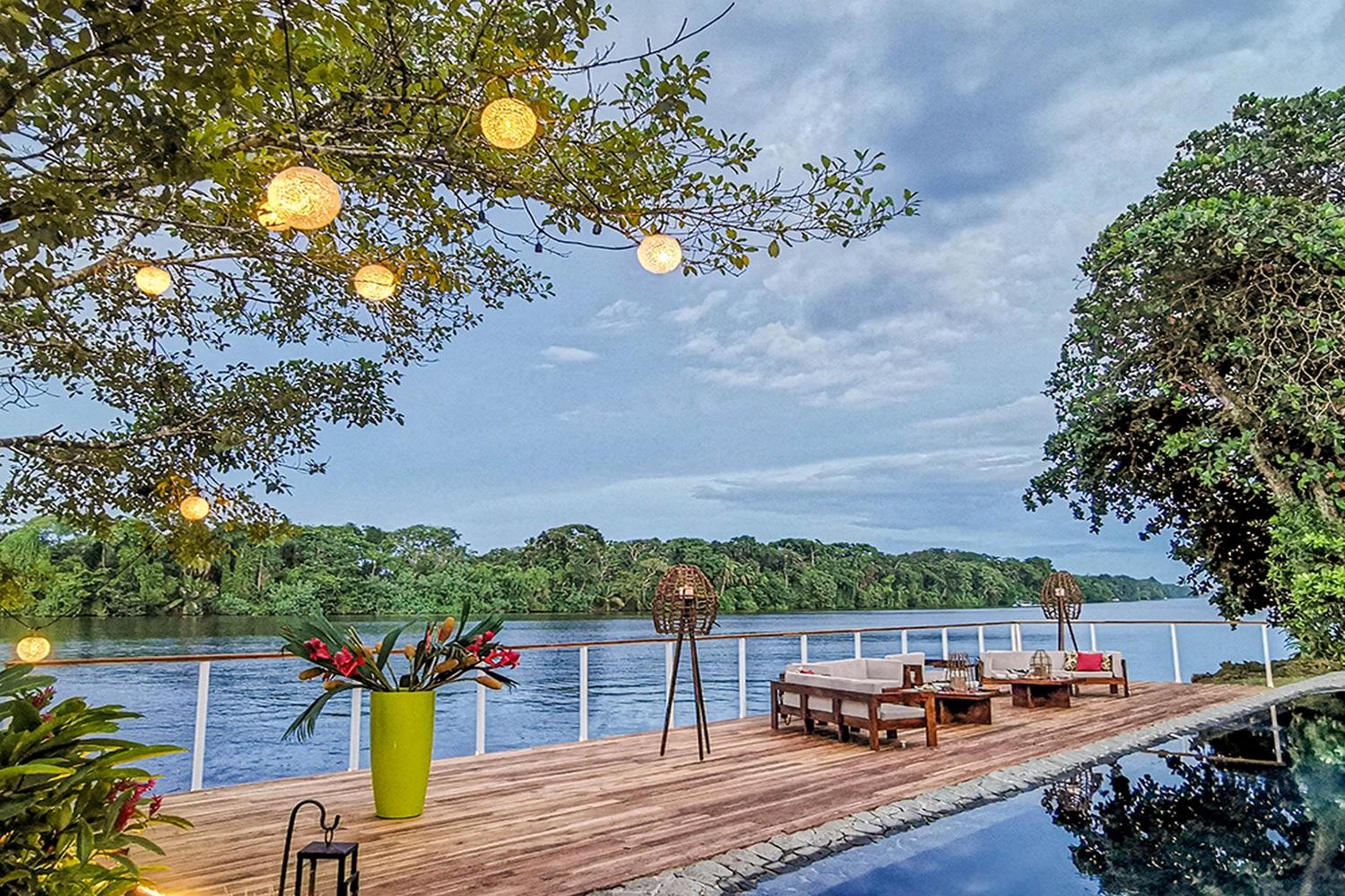 Tortuga Lodge