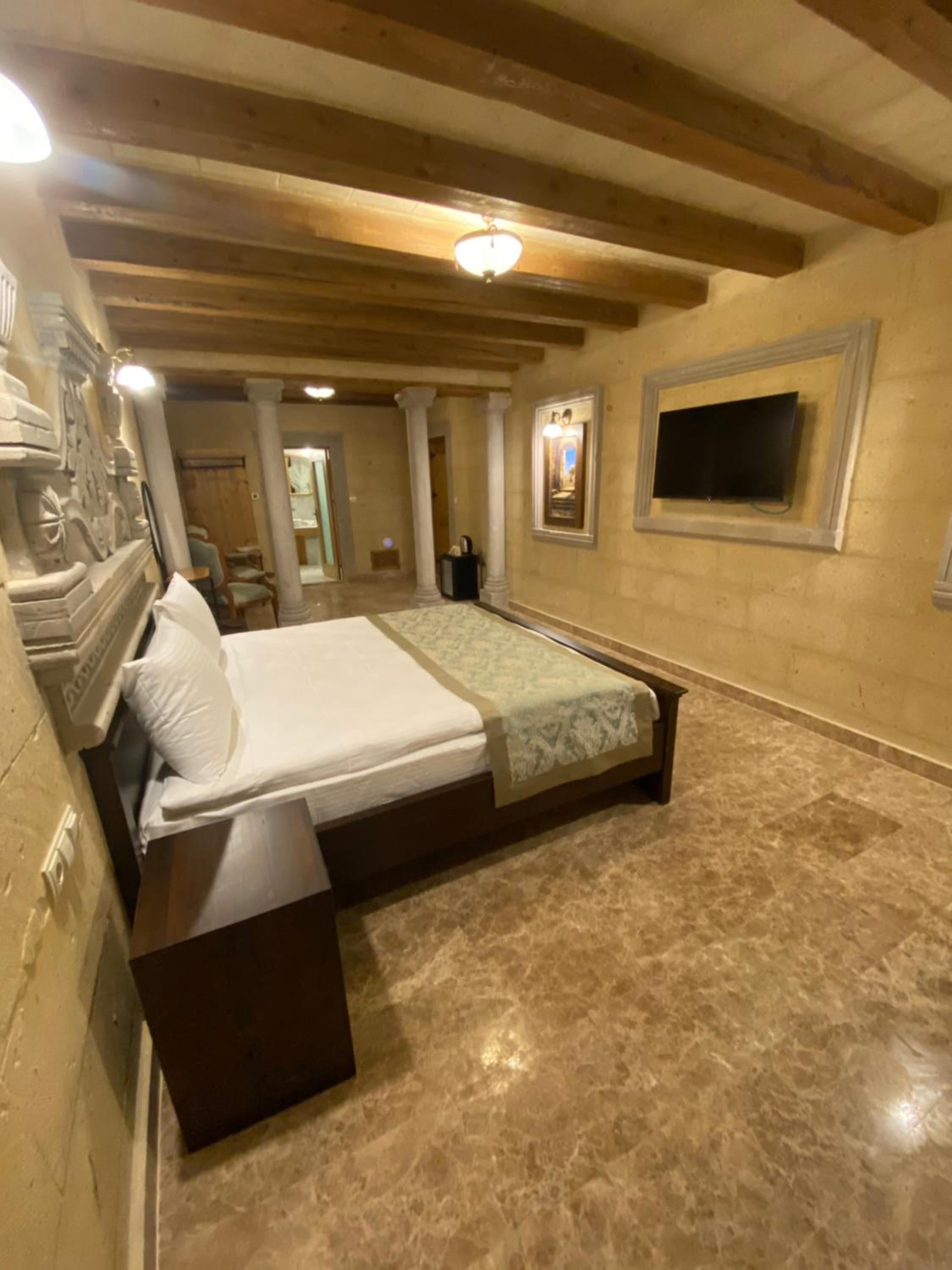 Luxury Cratus Stone Palace - Image 150