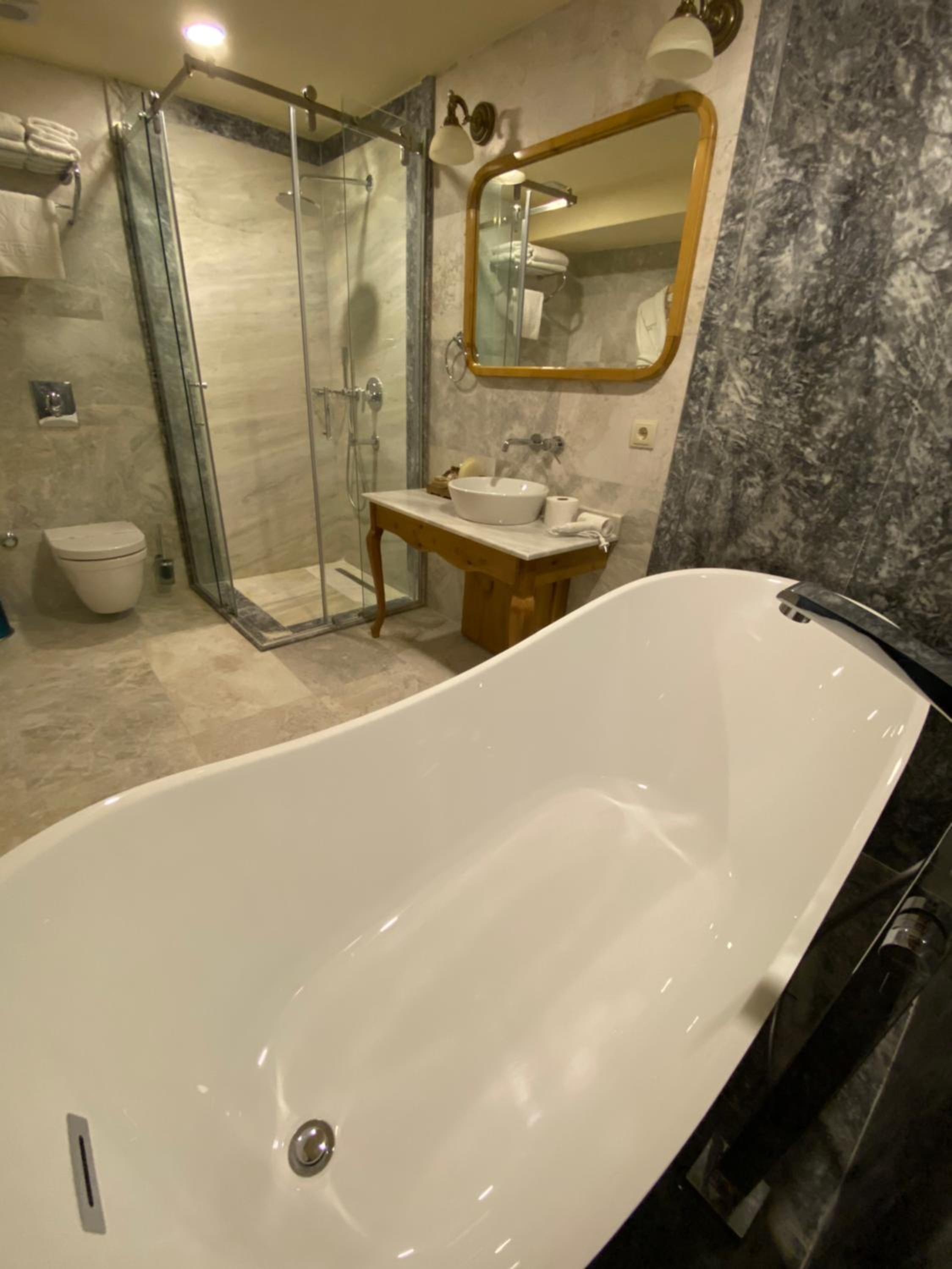 Luxury Cratus Stone Palace - Image 147