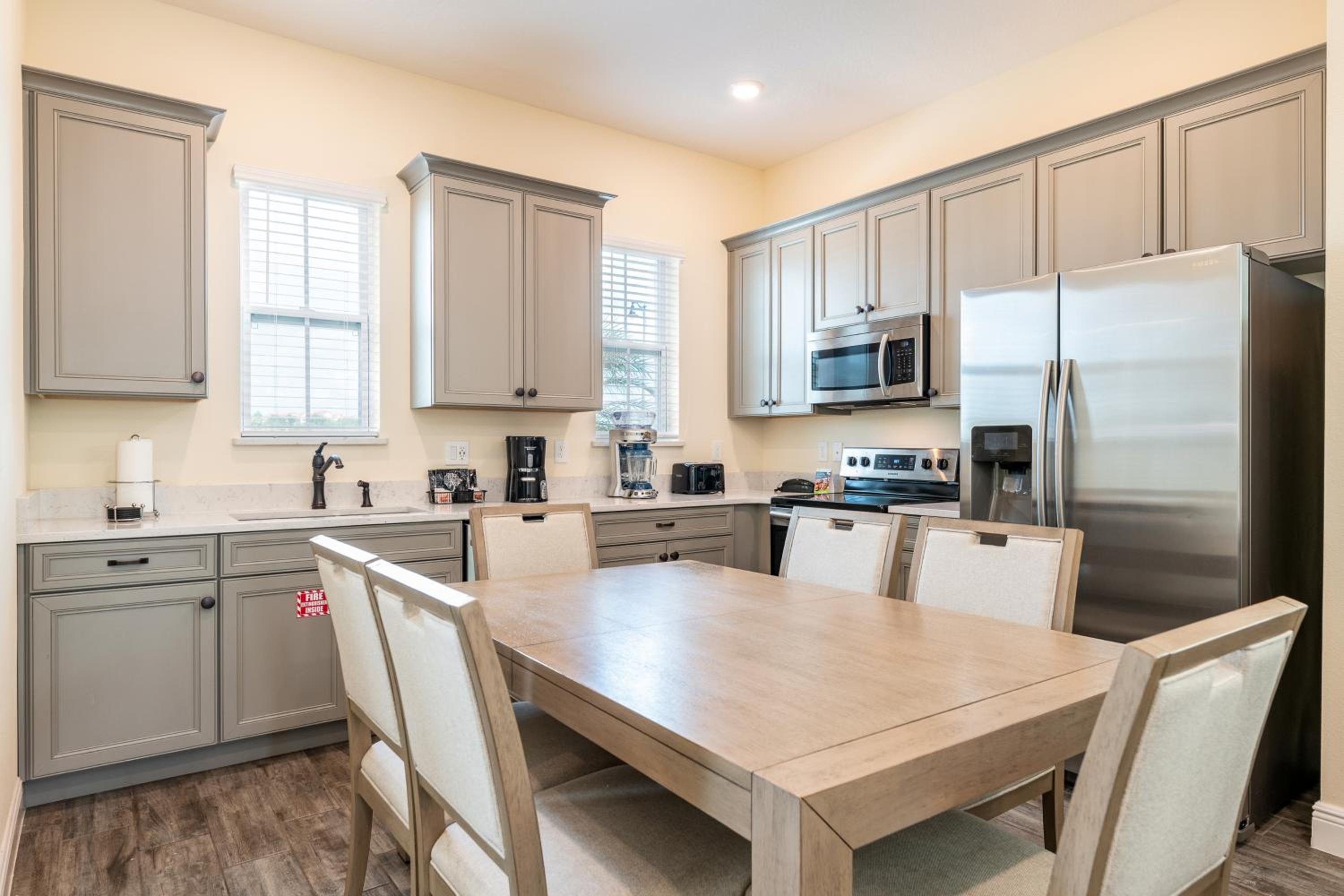 Sunrise Cottage Near Disney With Margaritaville Resort & Island H20 Waterpark Access - 2966Sr