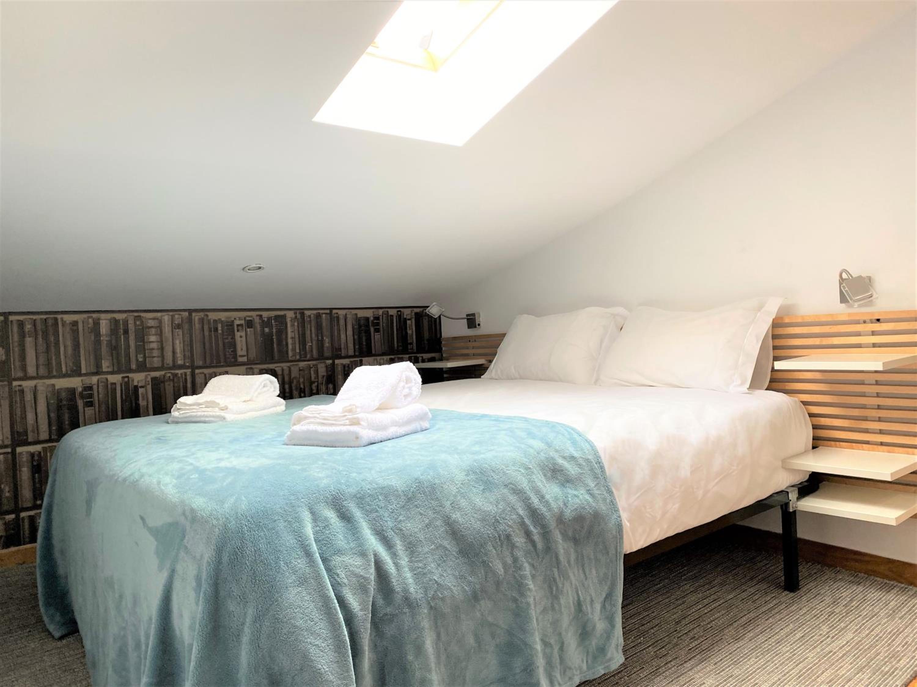 Condessa 2BDR Duplex by LovelyStay view 3