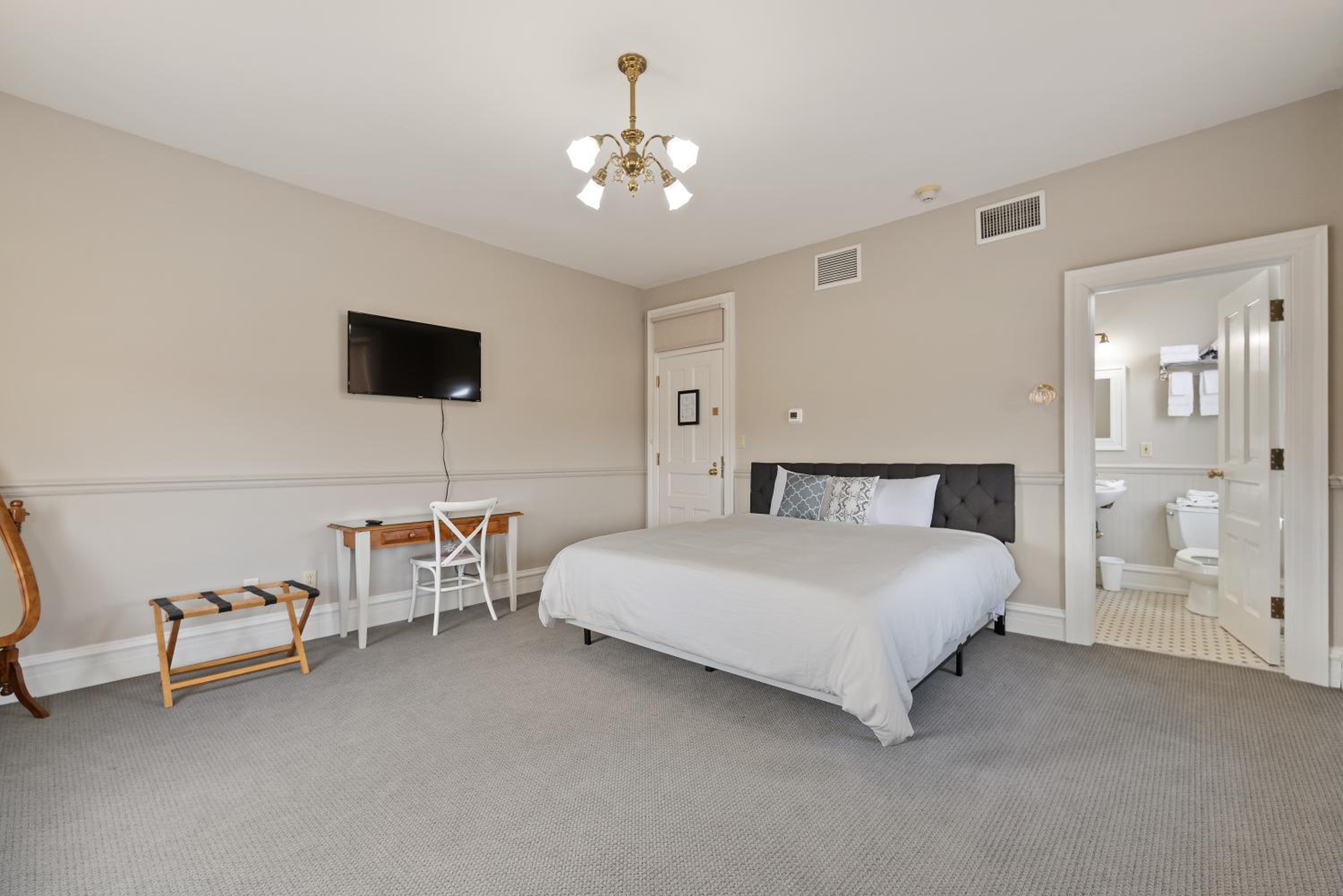 The Audubon Inn LLC