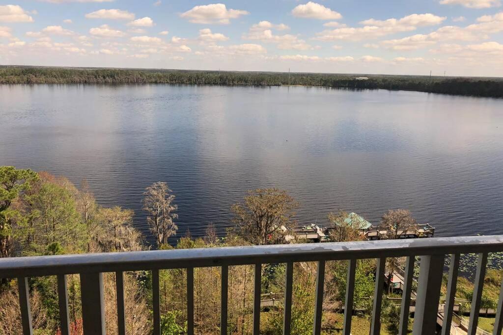 2 Bedroom Disney Condo with Spectacular Views