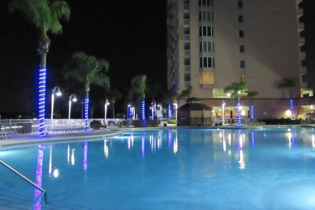 2 Bedroom Disney Condo with Spectacular Views
