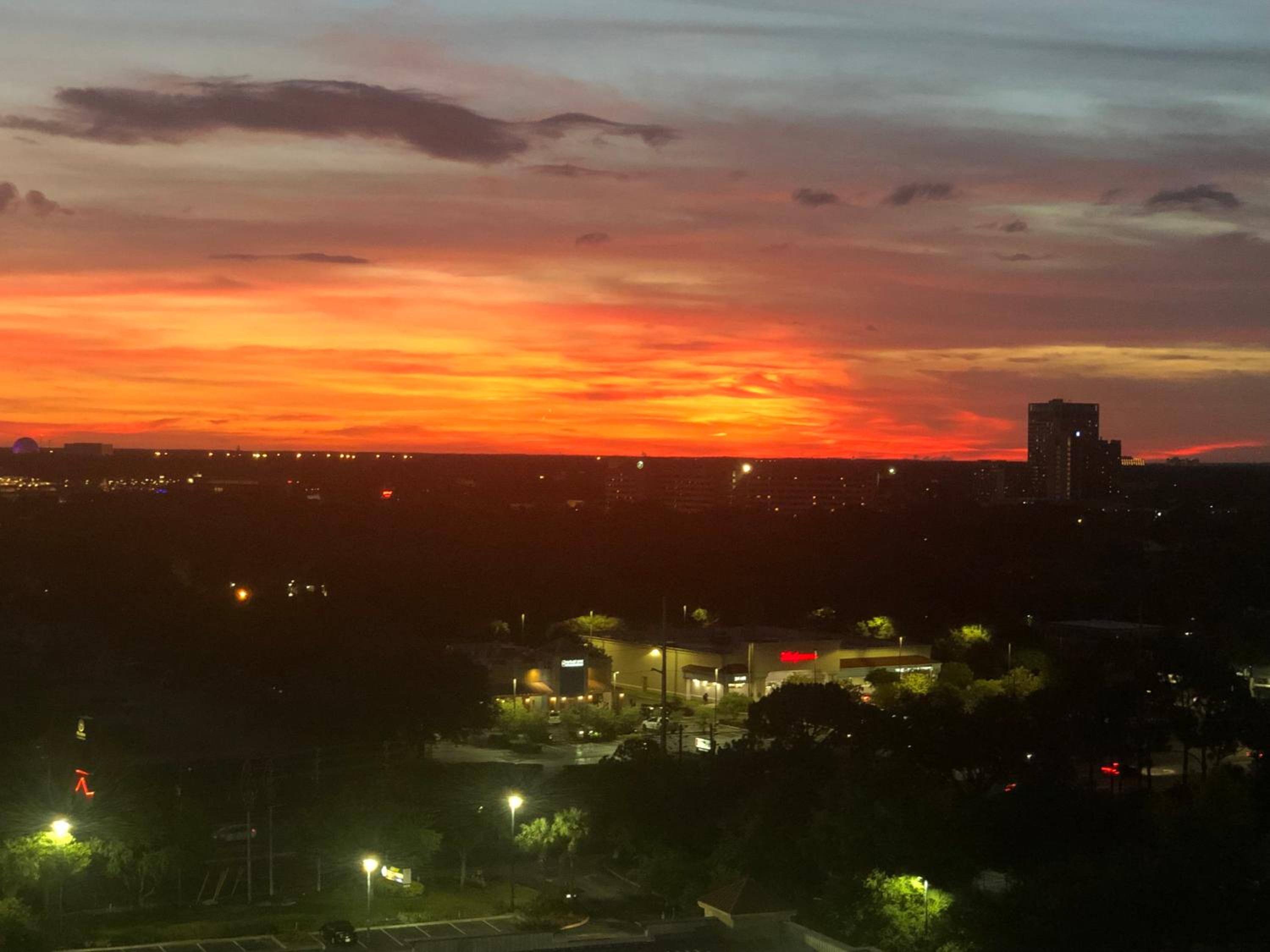 2 Bedroom Disney Condo with Spectacular Views