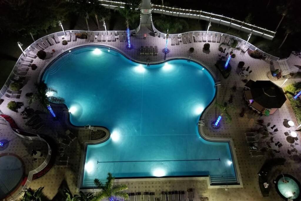 2 Bedroom Disney Condo with Spectacular Views