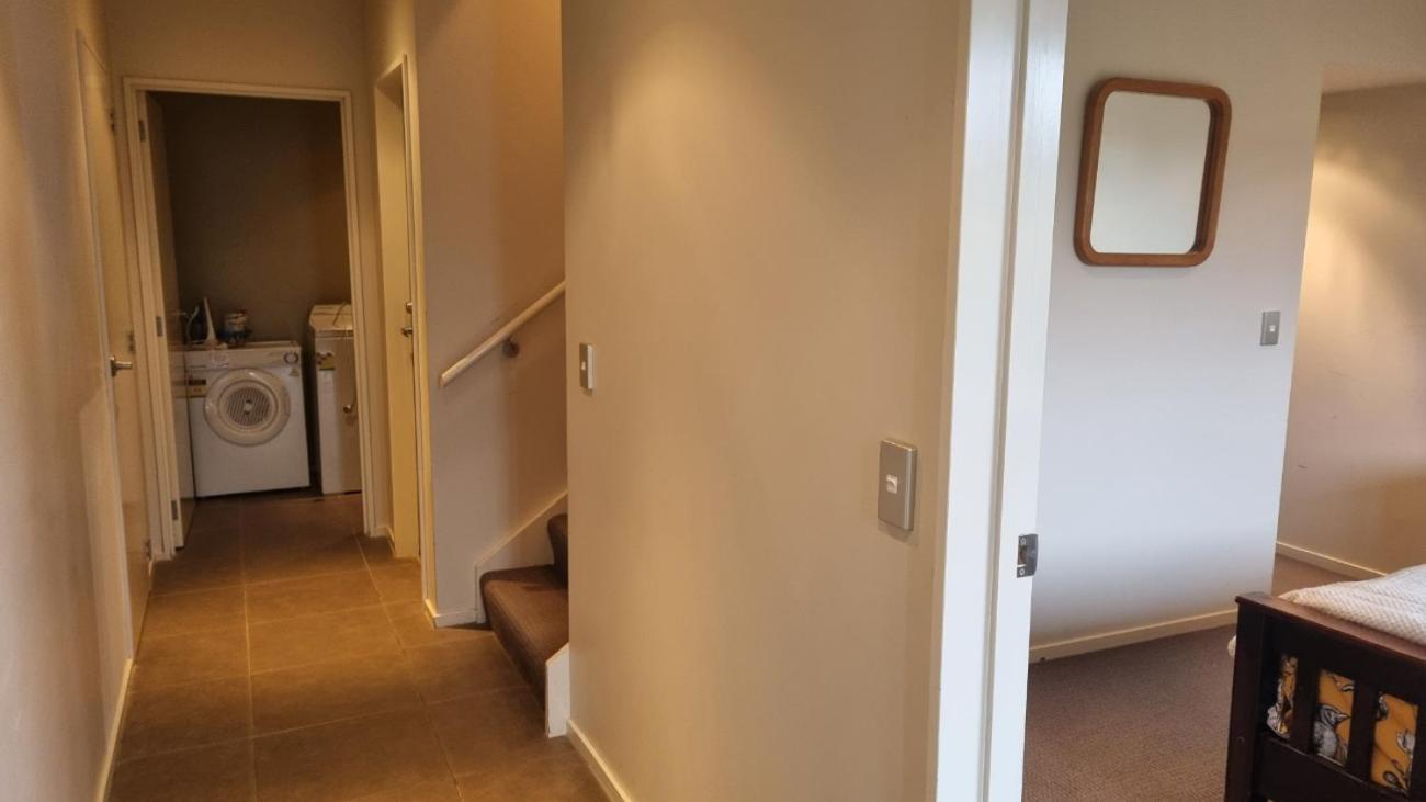 23a Leamington Street view 5