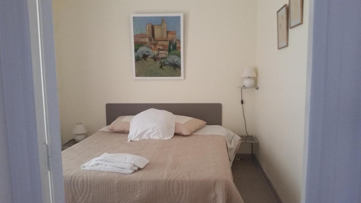 Cannes Marechal Juin Two Bedrooms photo 4