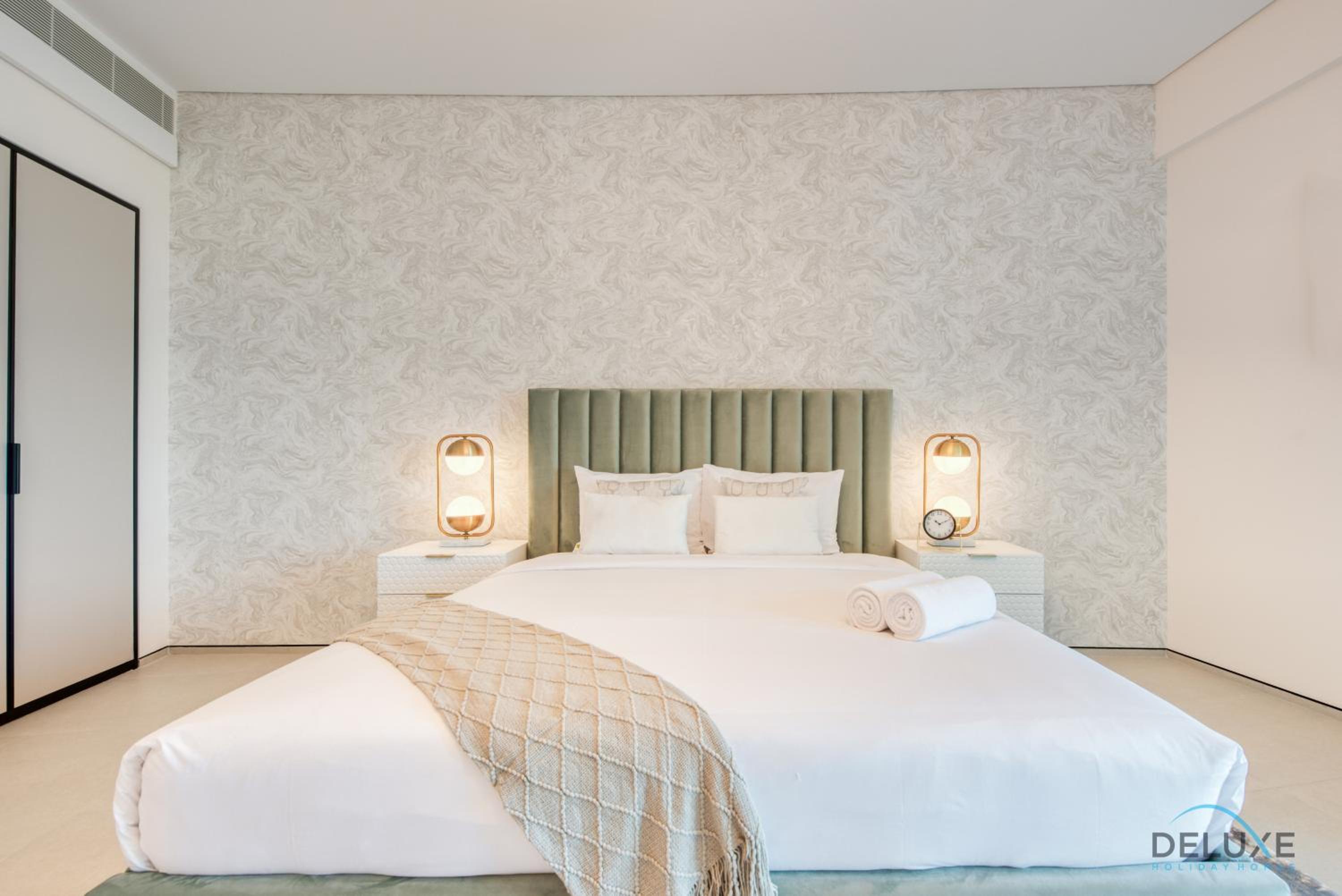 Pristine 2BR with Assistants Room at The Address Residences in JBR by Deluxe Holiday Homes