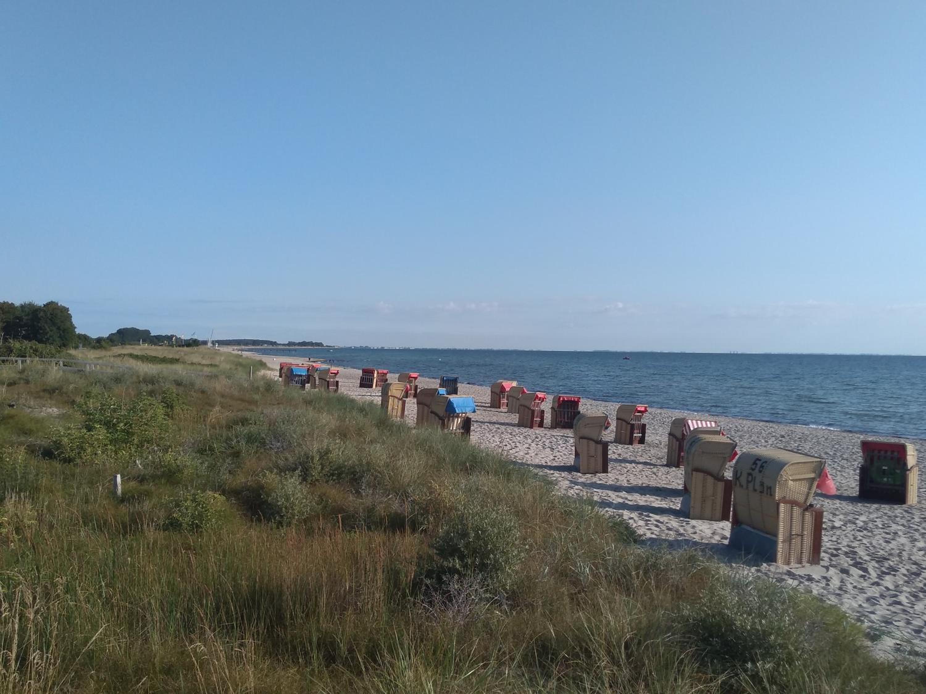 FeWo 8, 1ste Etage, eigene Terrasse mit Strandkorb