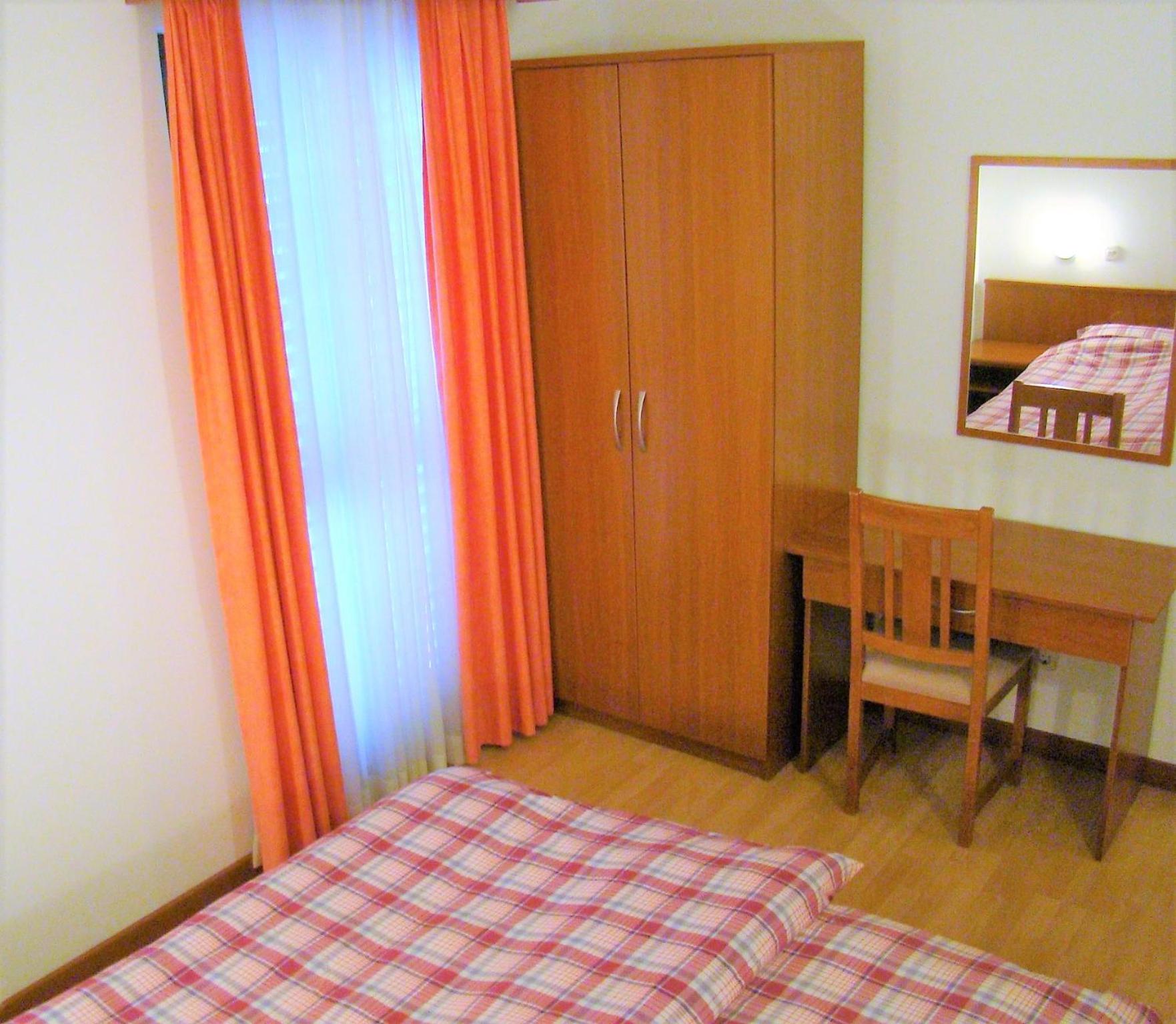 Photo 62