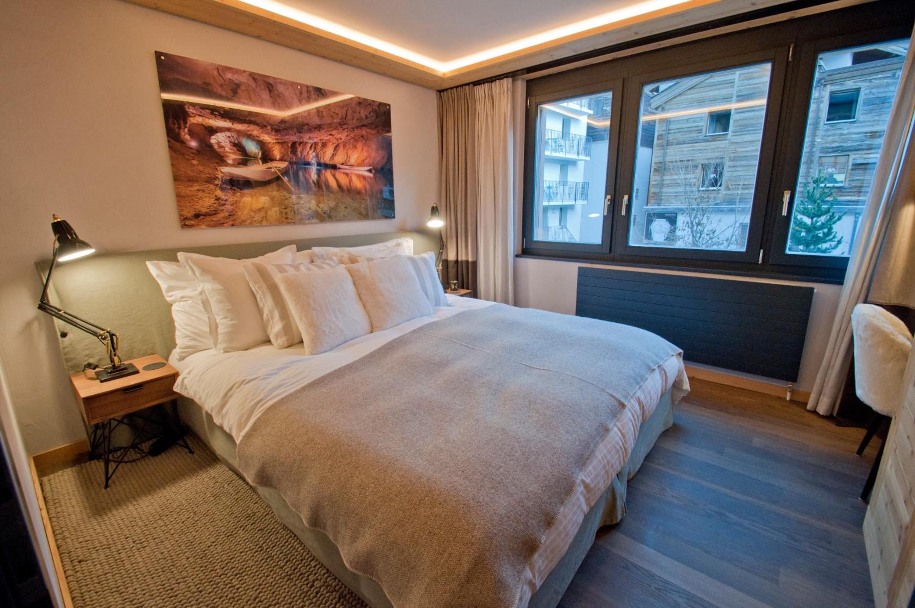 Twin Peak apartment at Nevada prime