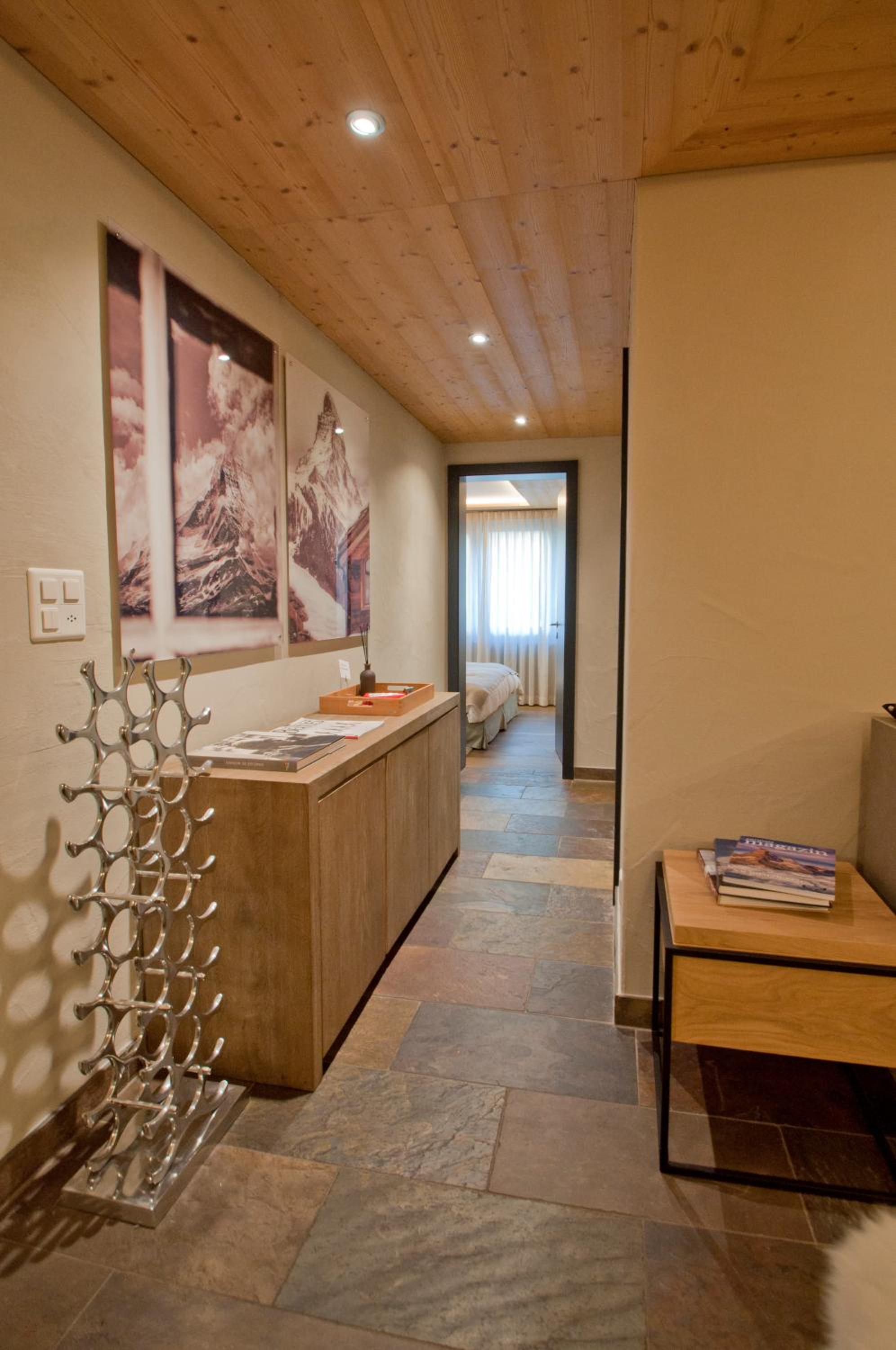 Twin Peak apartment at Nevada prime