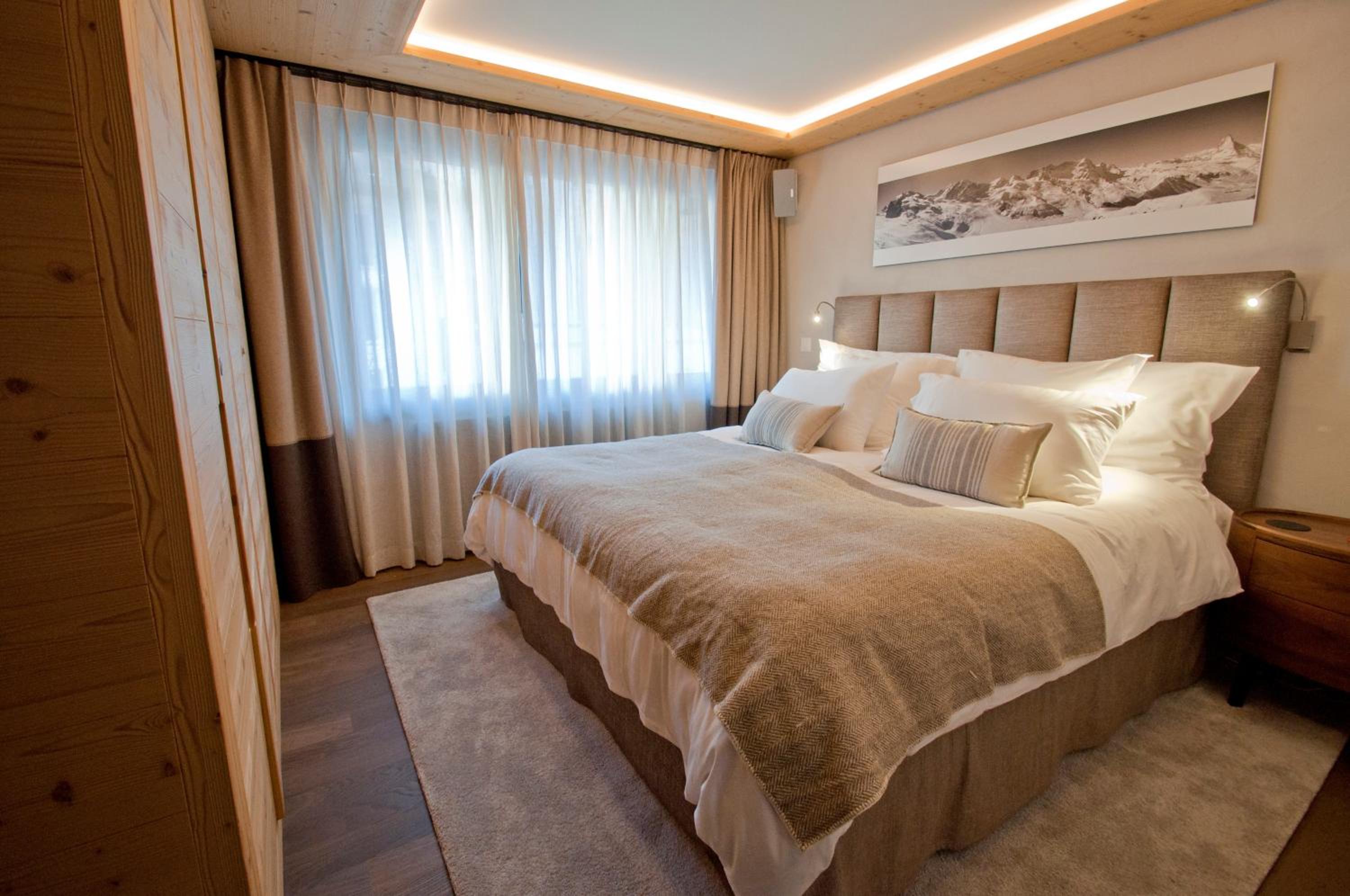 Twin Peak apartment at Nevada prime