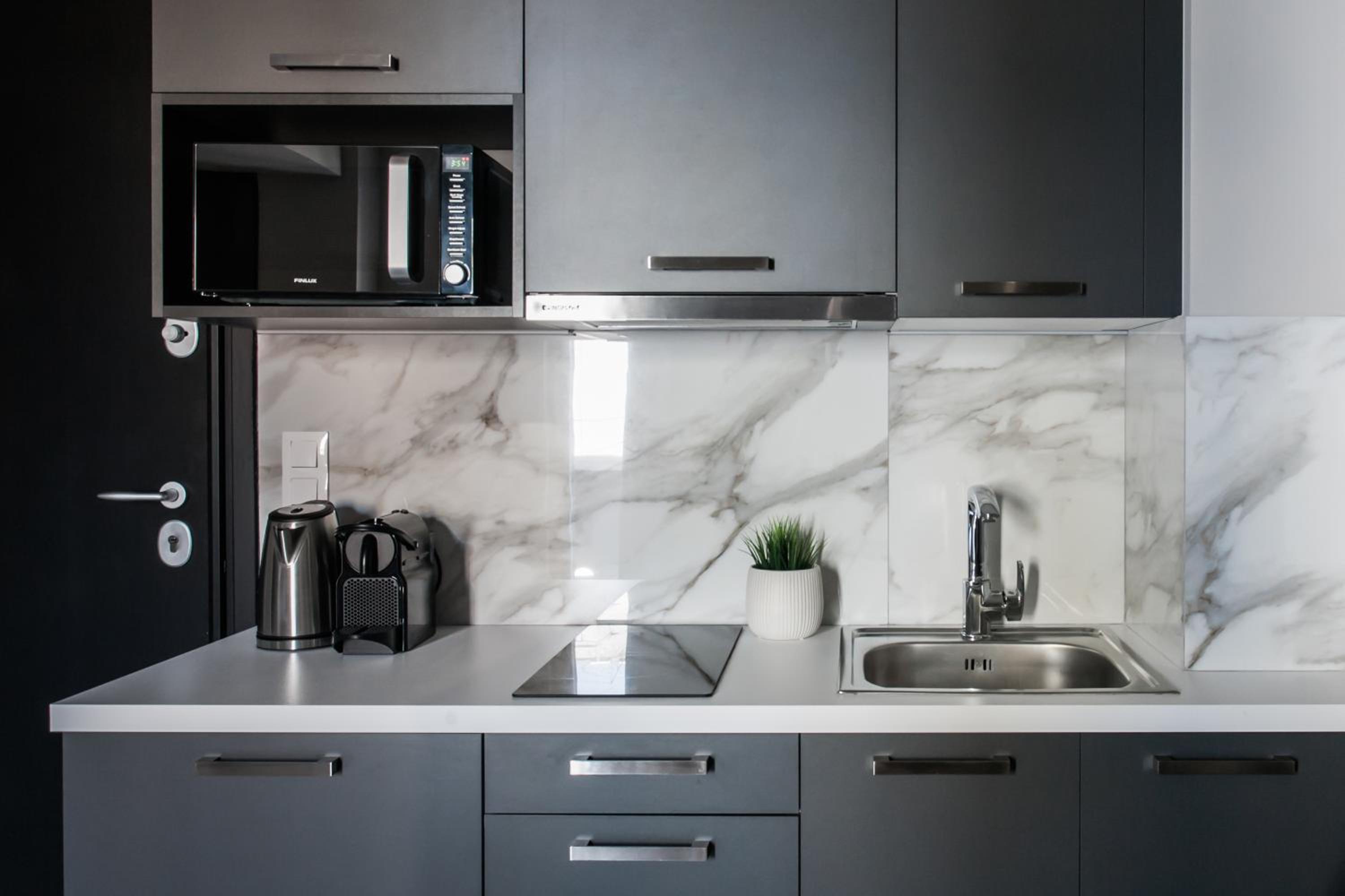 WYZ Athens Apartments by UPSTREET