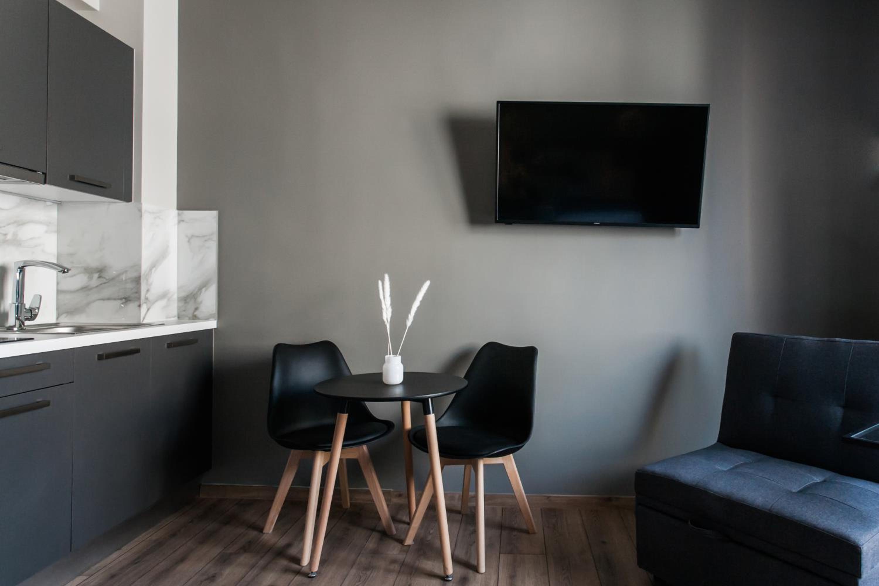 WYZ Athens Apartments by UPSTREET