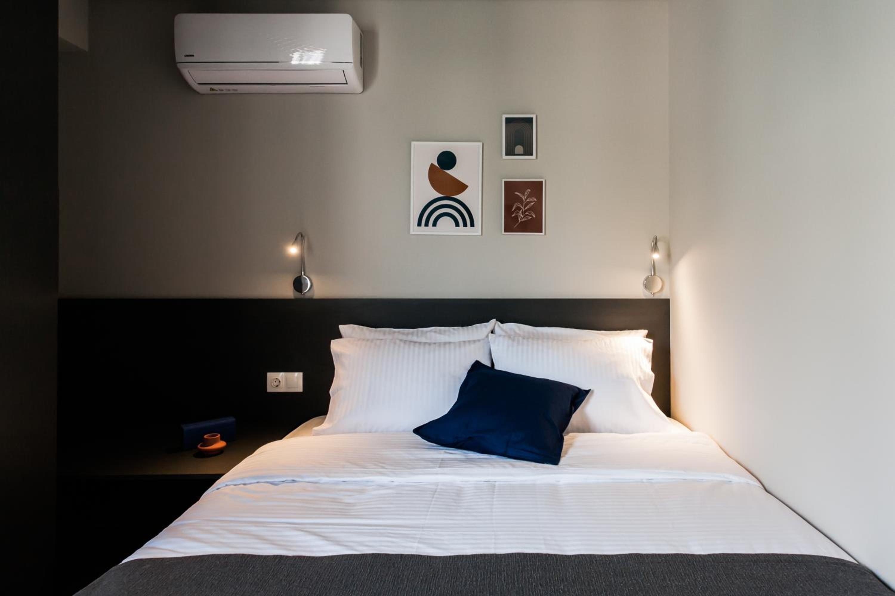 WYZ Athens Apartments by UPSTREET