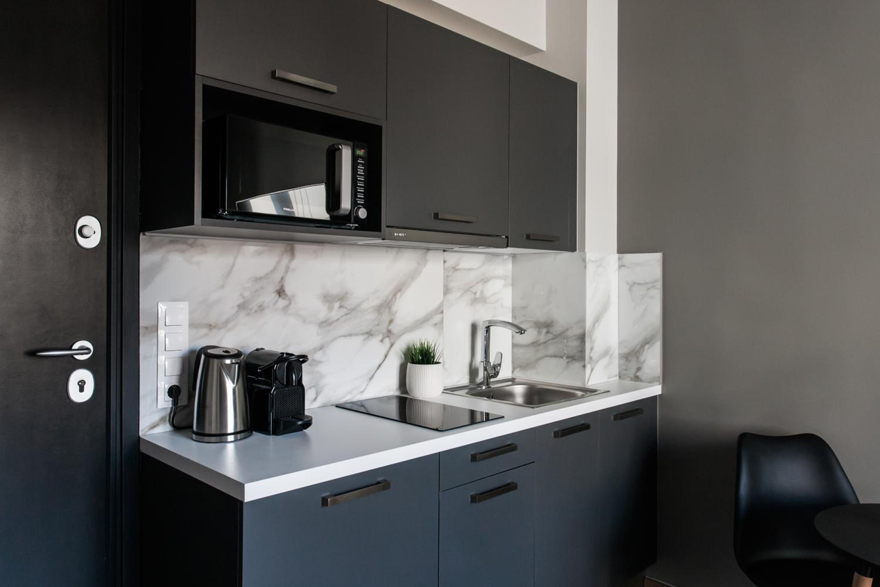 WYZ Athens Apartments by UPSTREET