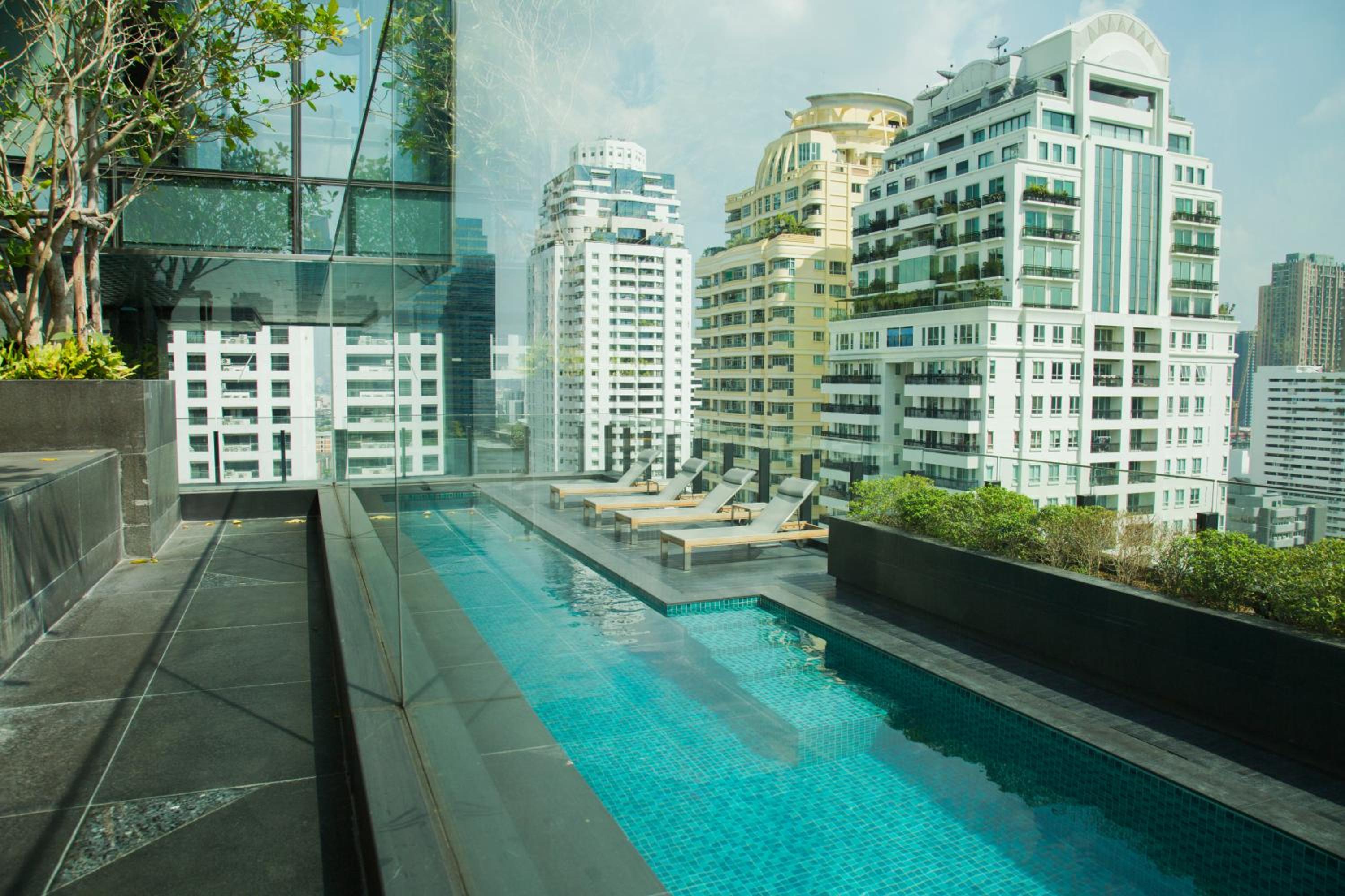 Sukhumvit 11#Luxury#Pool#Gym#BTS Nana&MRT Sukhumvit#1BR#Max4ppl