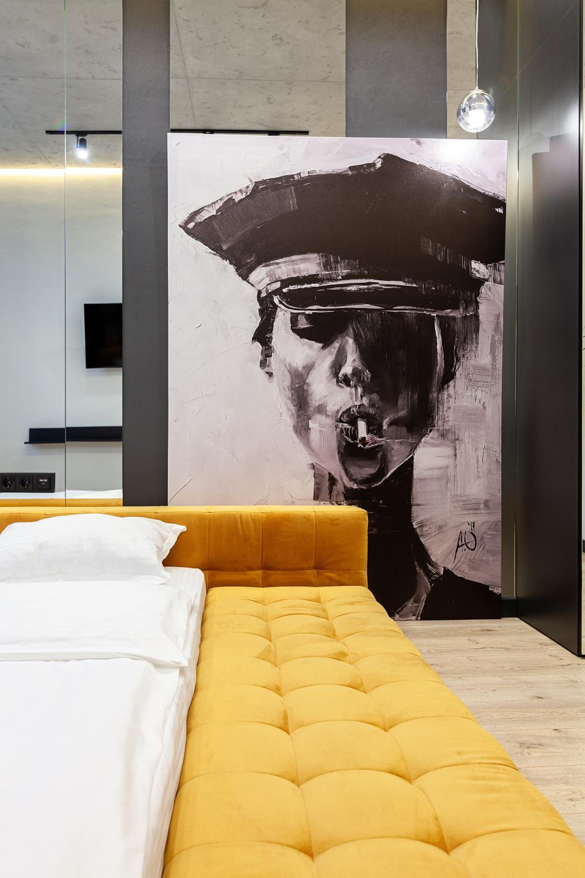 Royal apartment on Gazova 10 view 2