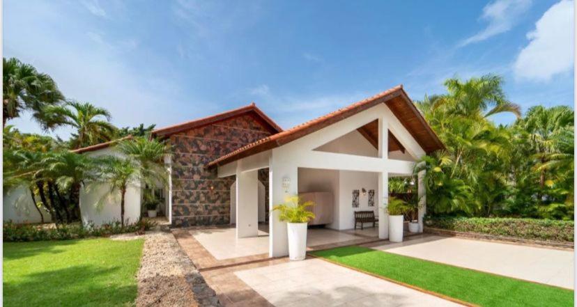 Lux Villa Casa de Campo view 2