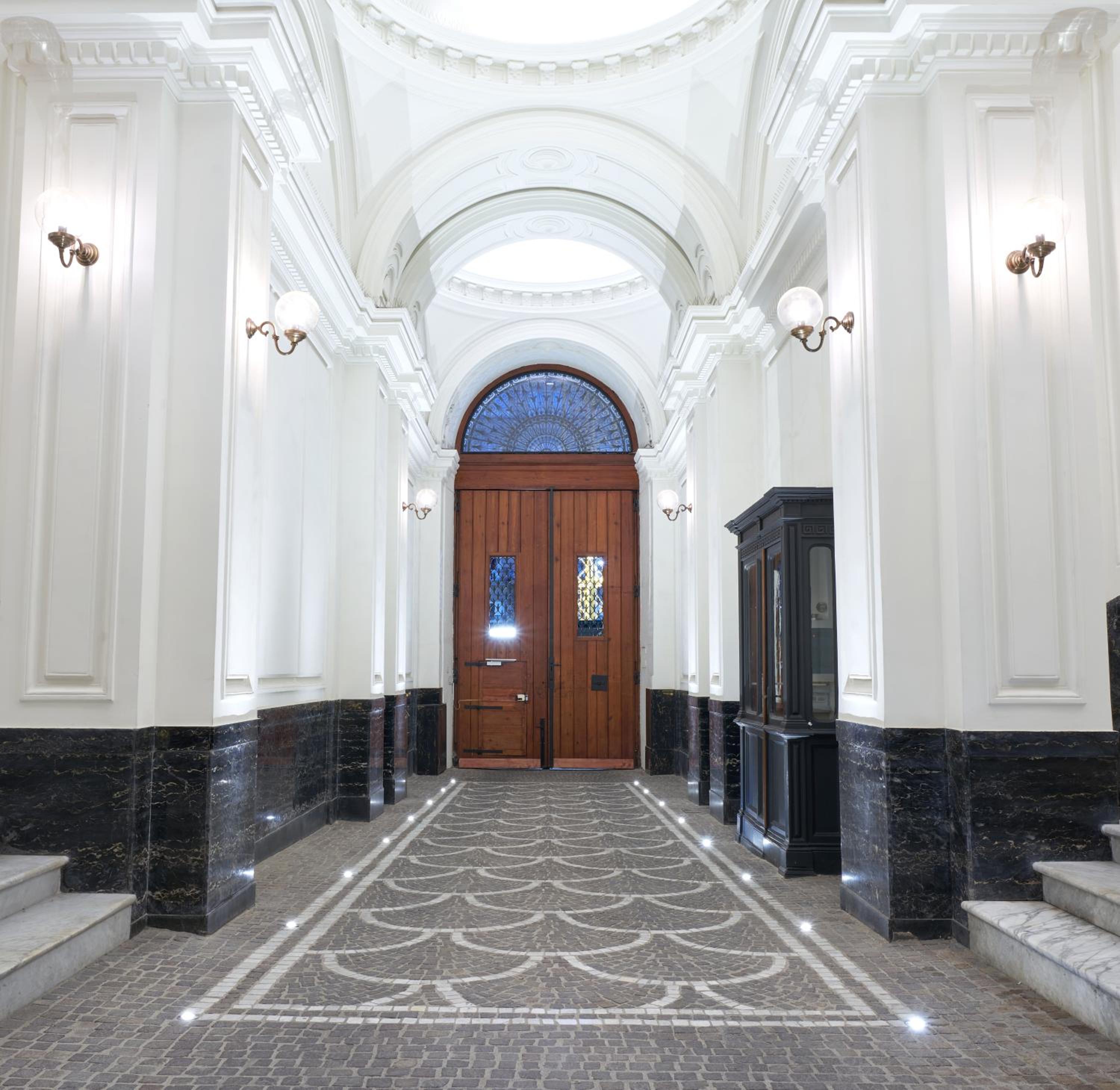 The One Napoli Luxury Apartment