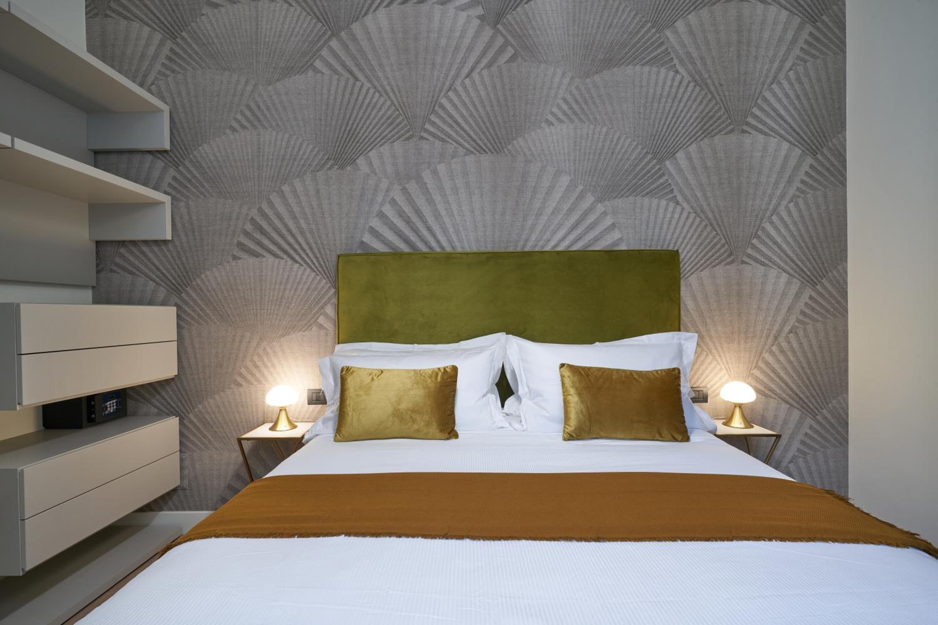 The One Napoli Luxury Apartment