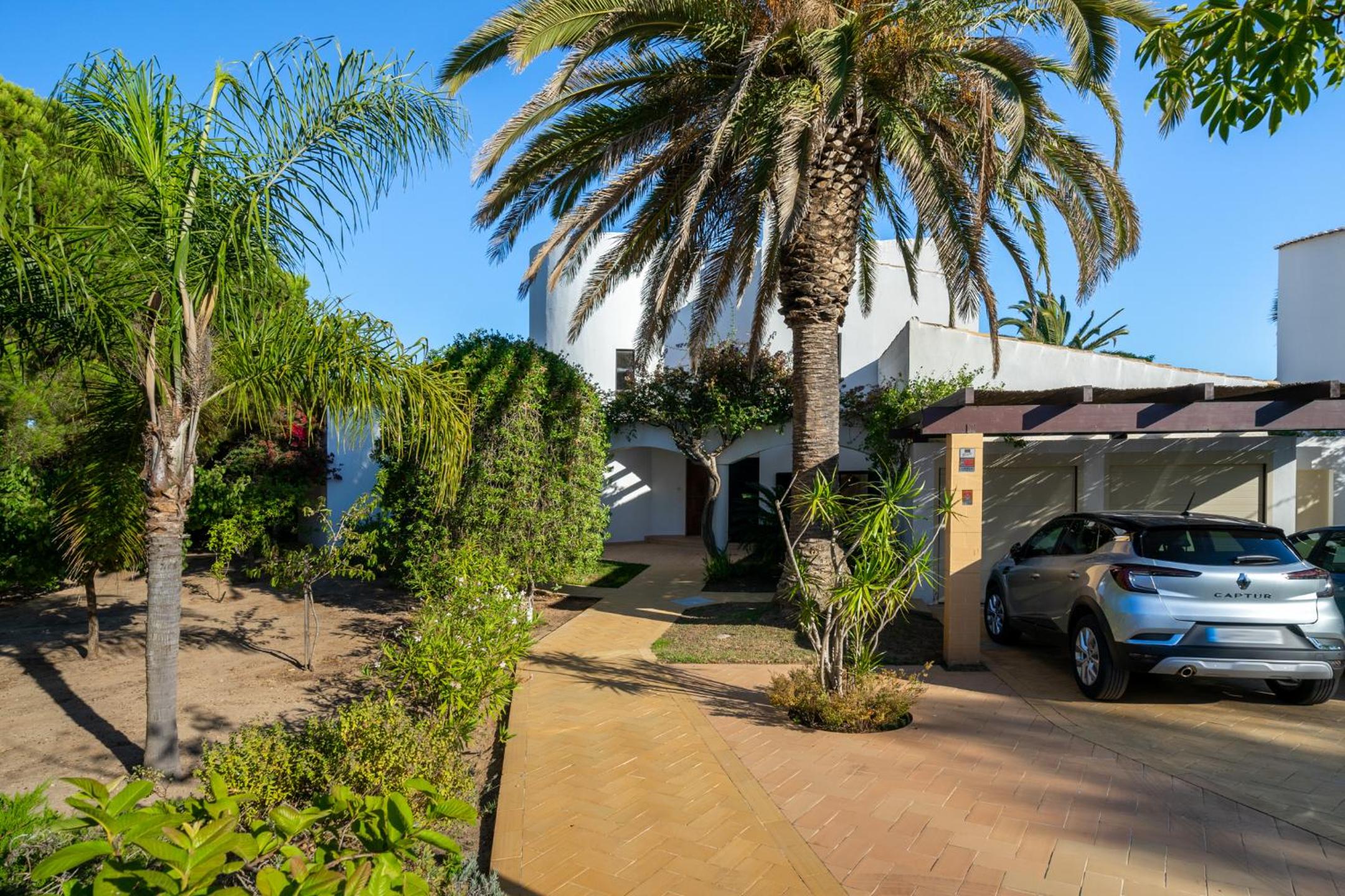 Luxury Private Family Villa with Pool AC & Parking view 2