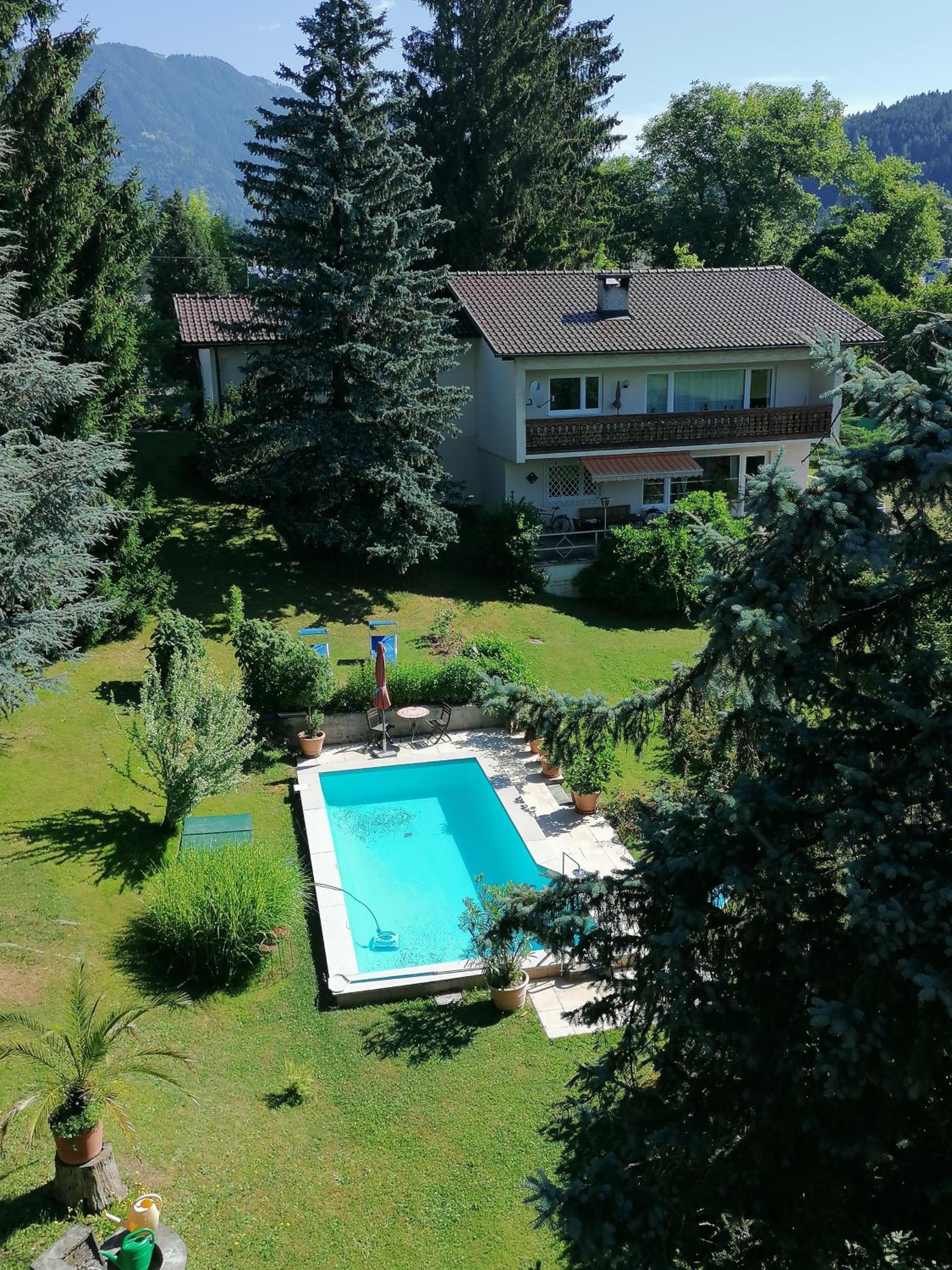 Photo 7
