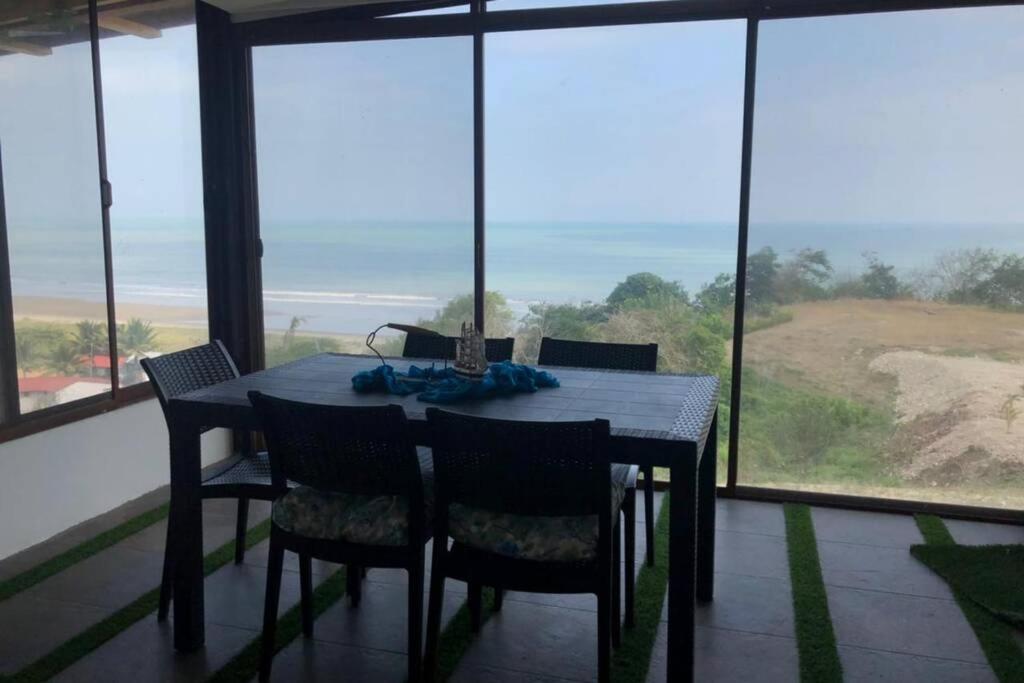 Casa de Playa Koumpí Beach