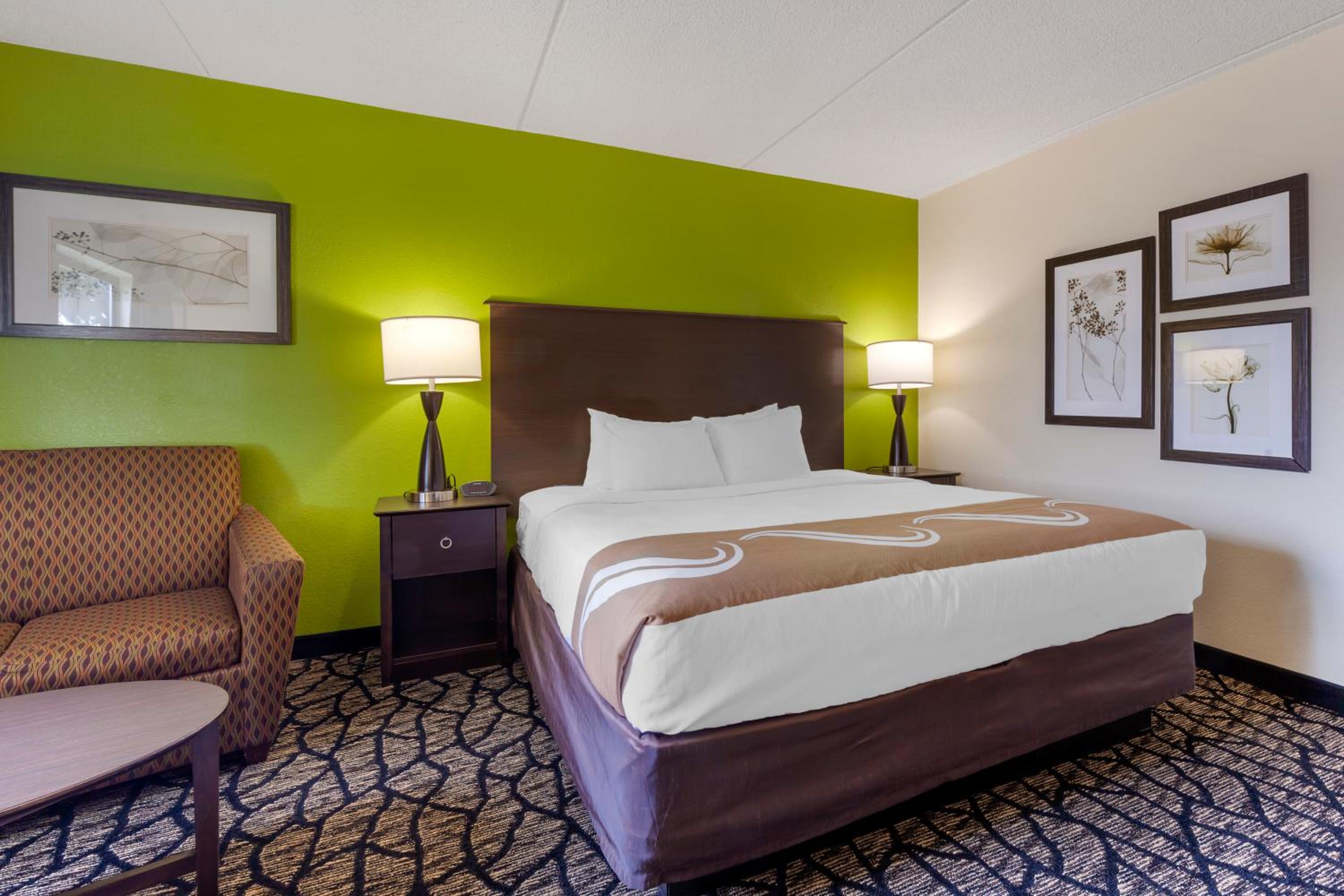 Quality Inn Oshkosh Aviation Park