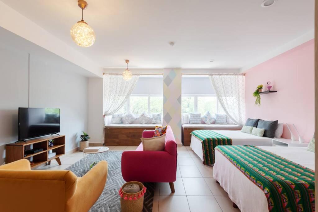 Lavish & Vibrant Apt. Bellas Artes Palace and Park View photo 2