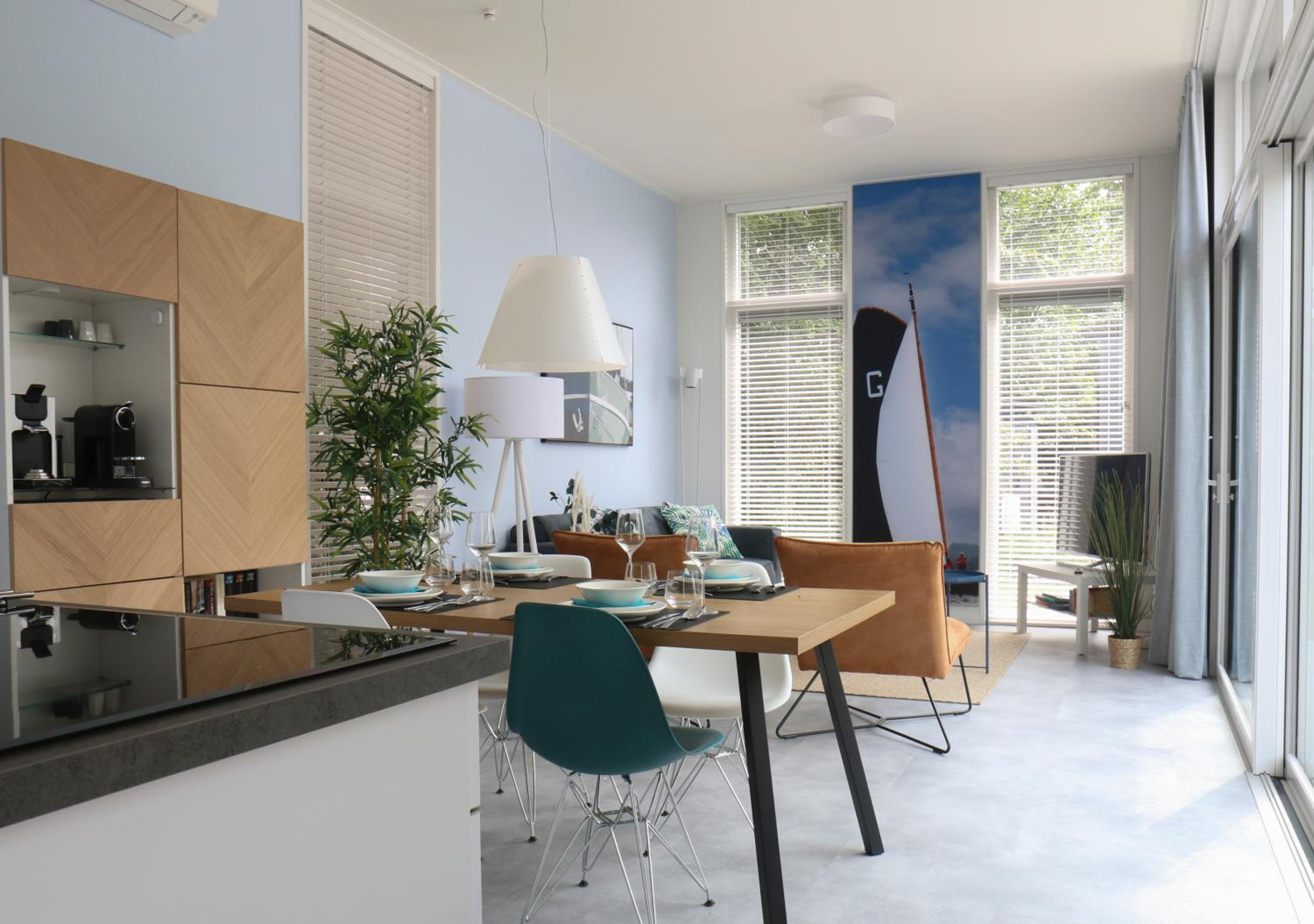 Rietreiger luxe vakantielodge in Friesland - 2 badkamers view 2