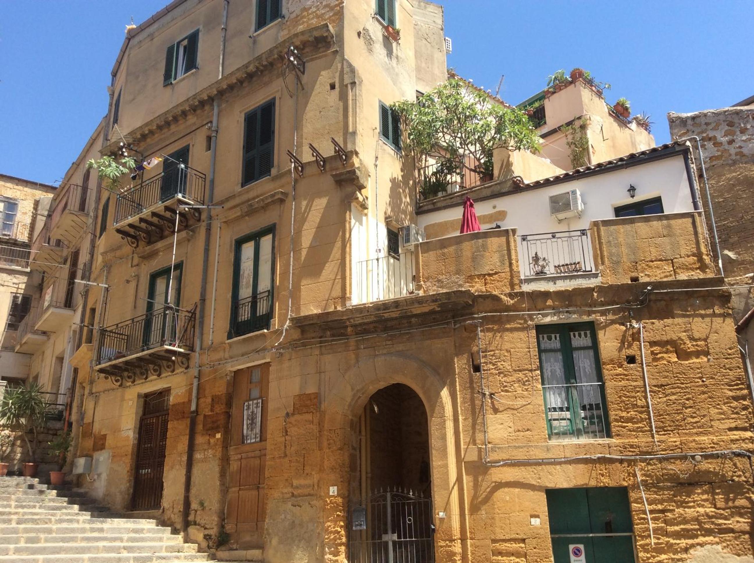 Charme in centro - Tourist rental photo 5