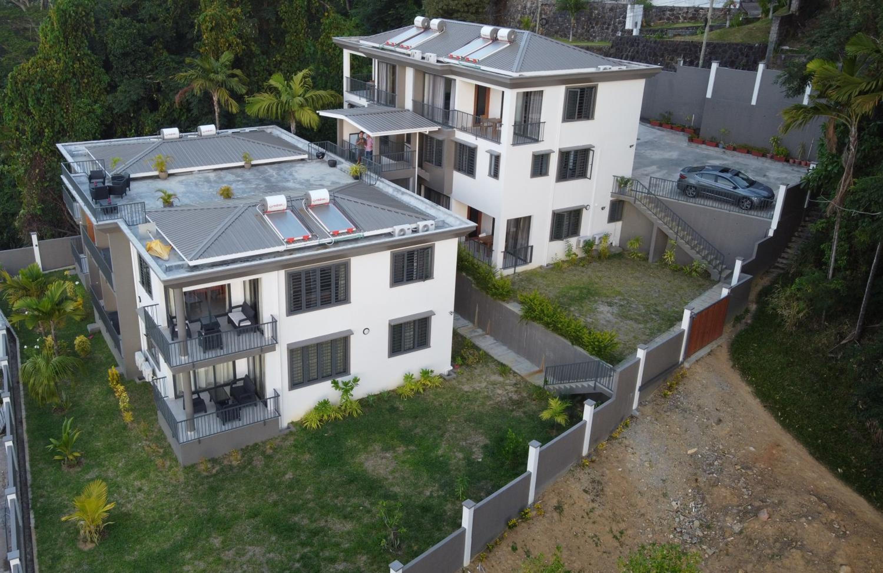 Kolibri Holiday Apartments photo 3