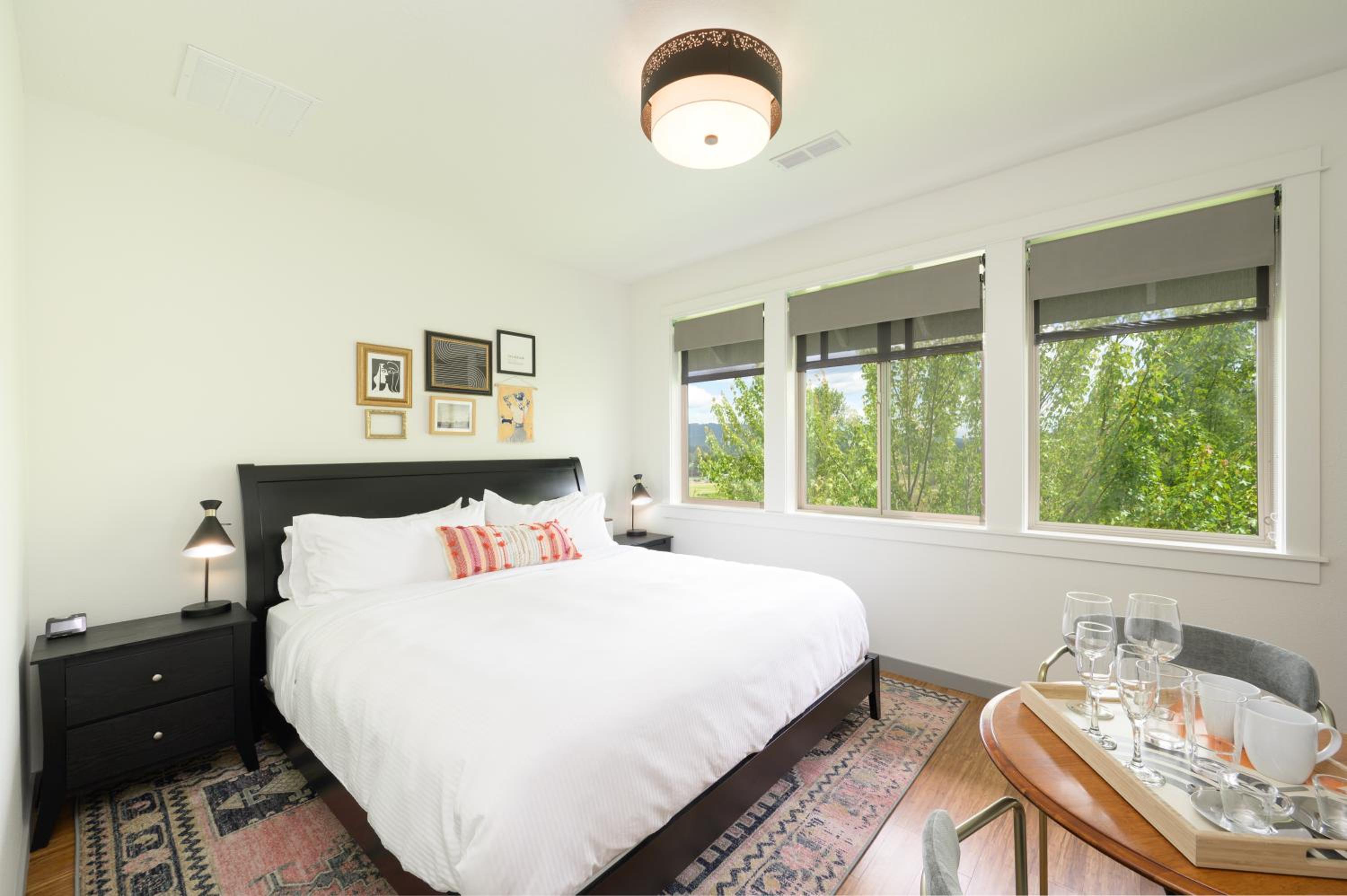 The Setting Inn Willamette Valley view 2