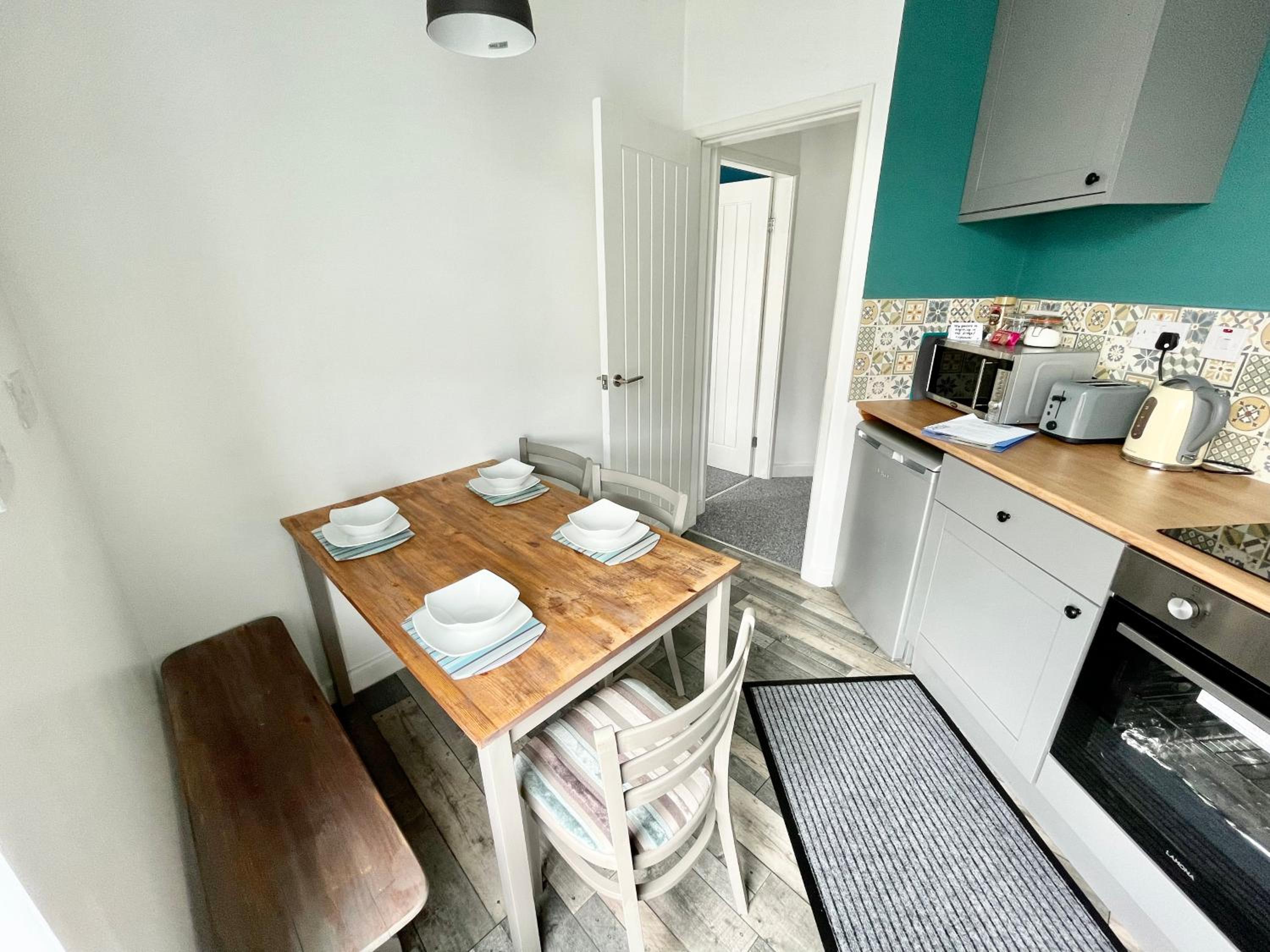 The Corner House - Modern Chesterfield Town Centre Apartments view 3
