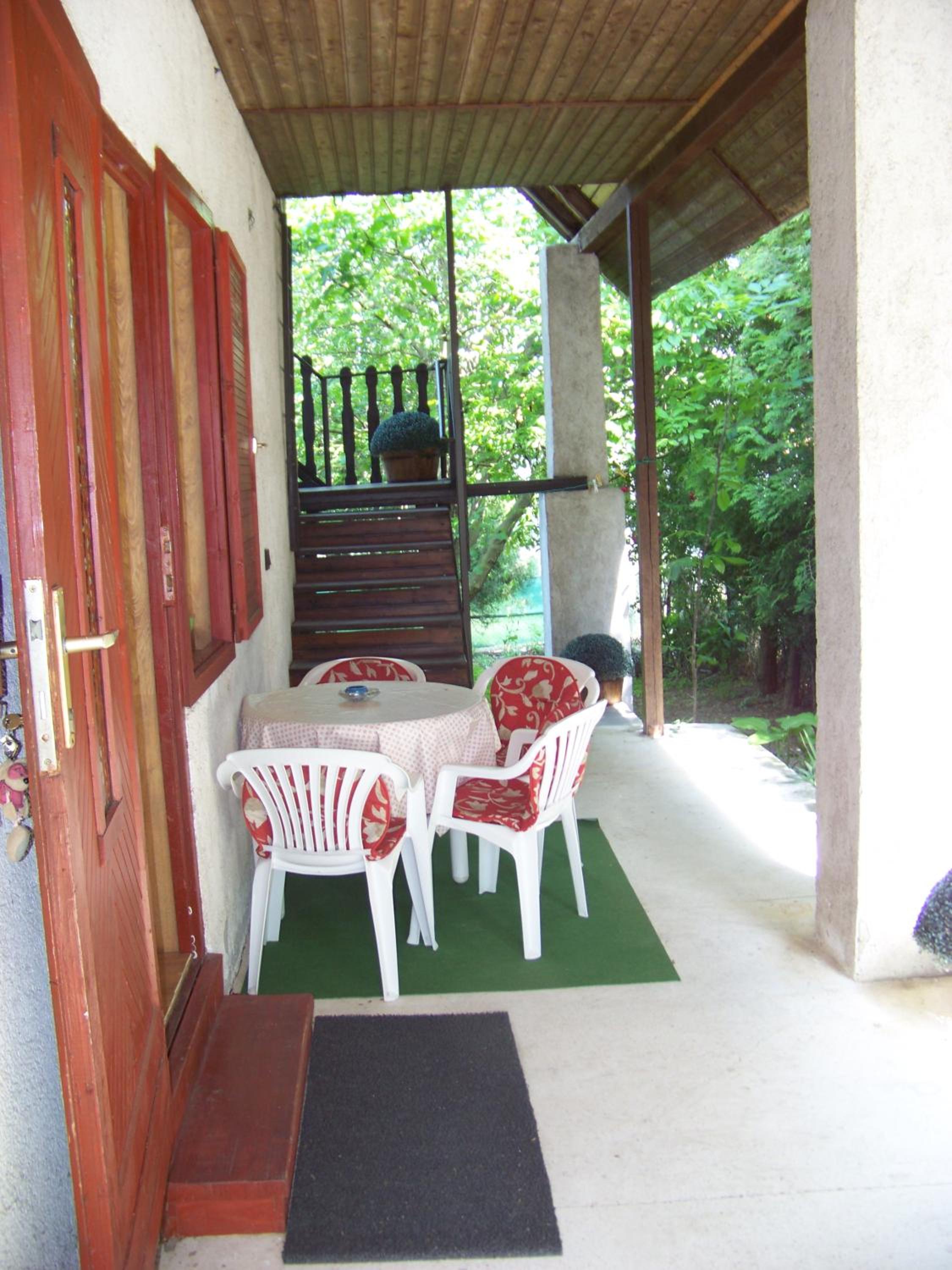 Nefelejcs Apartman